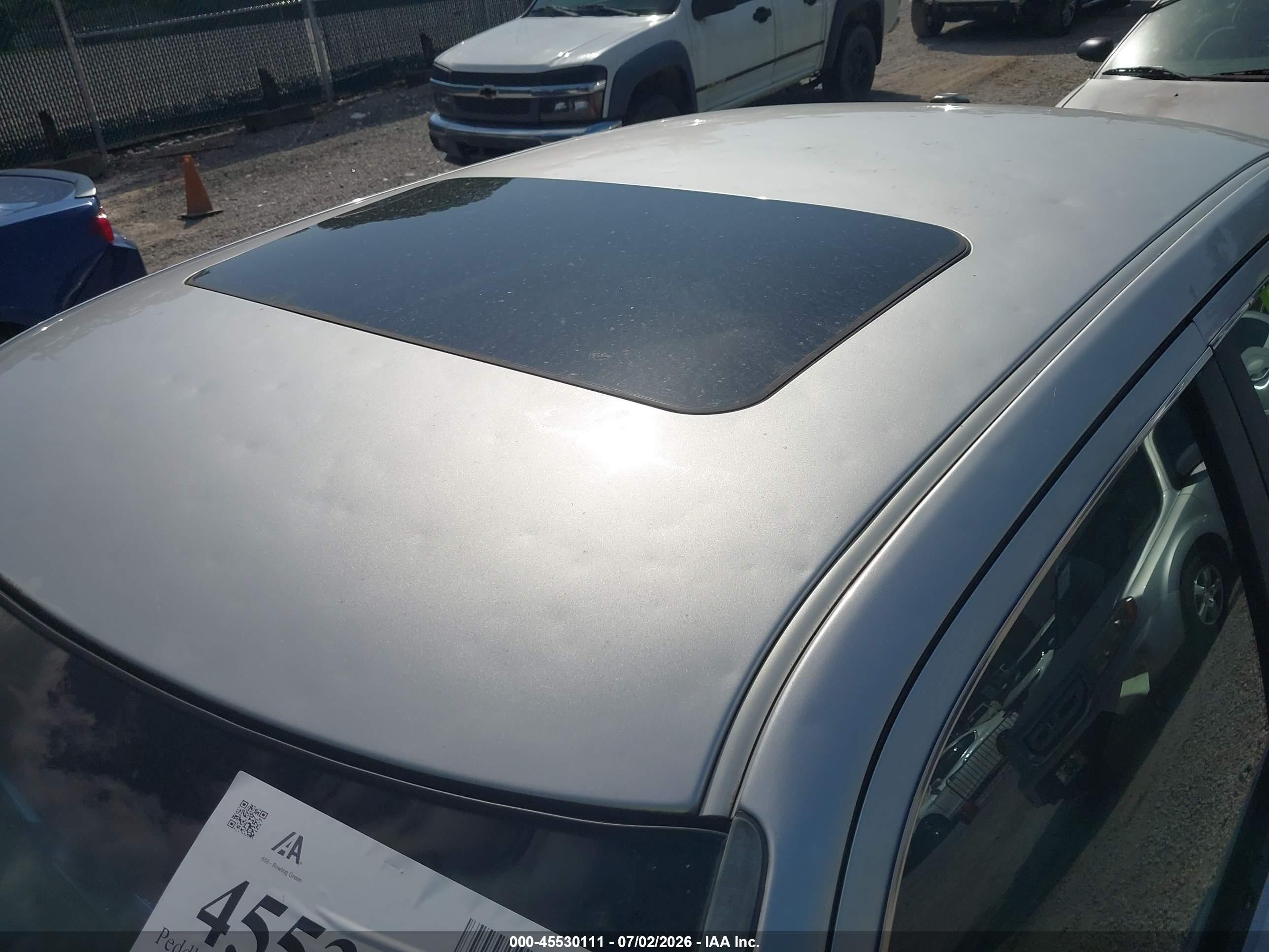 2007 Chrysler 300c   Silver vin: 2C3KA63H07H897129