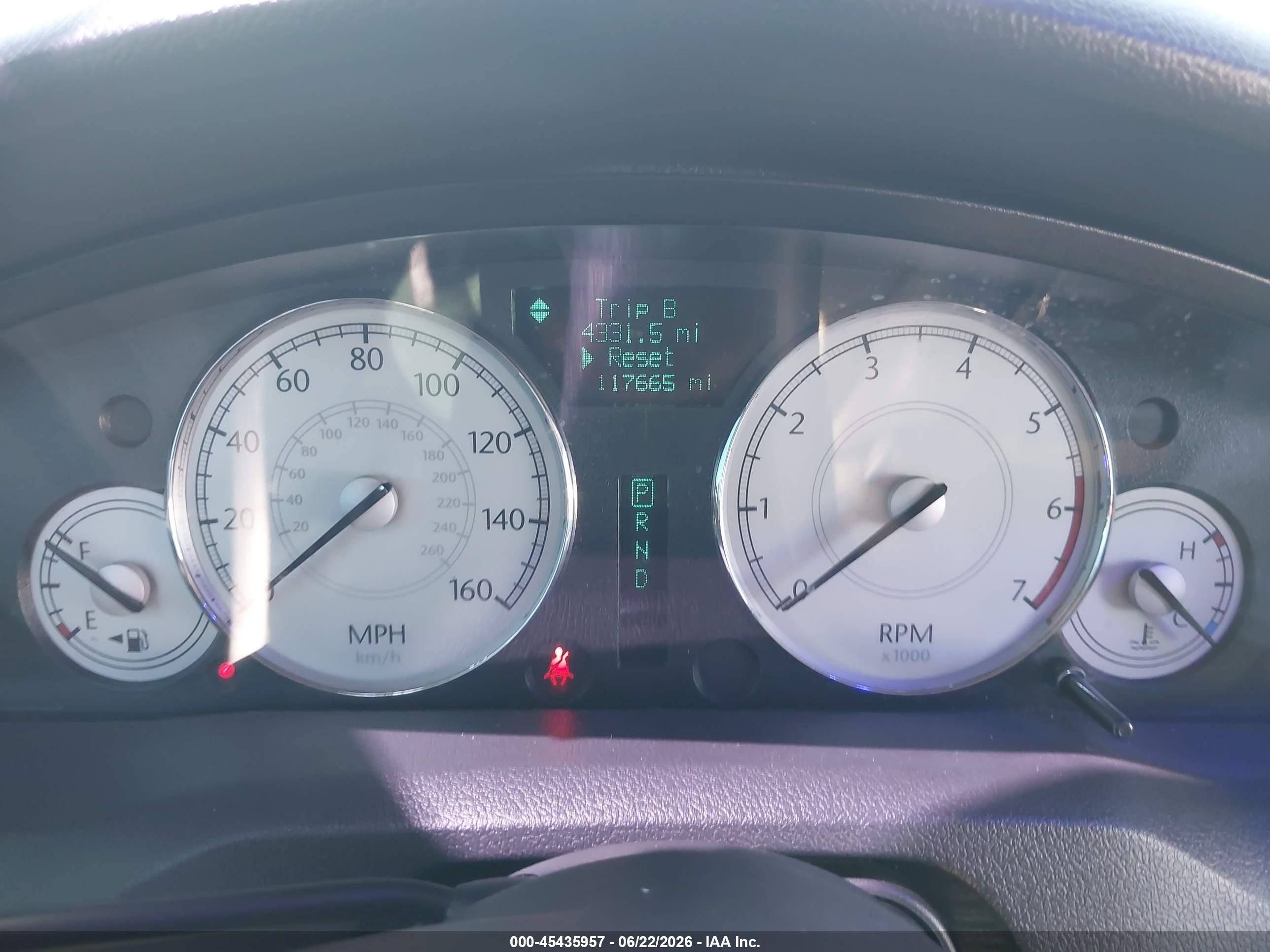 2006 Chrysler 300c   Серый vin: 2C3KA63H16H111112