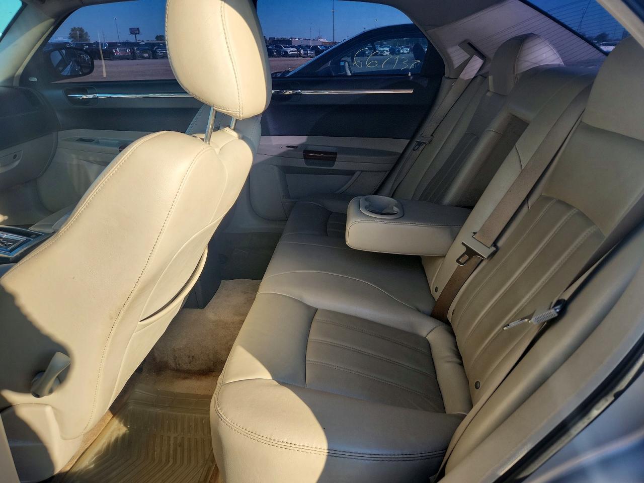 2006 Chrysler 300c Серебряный vin: 2C3KA63H16H535146