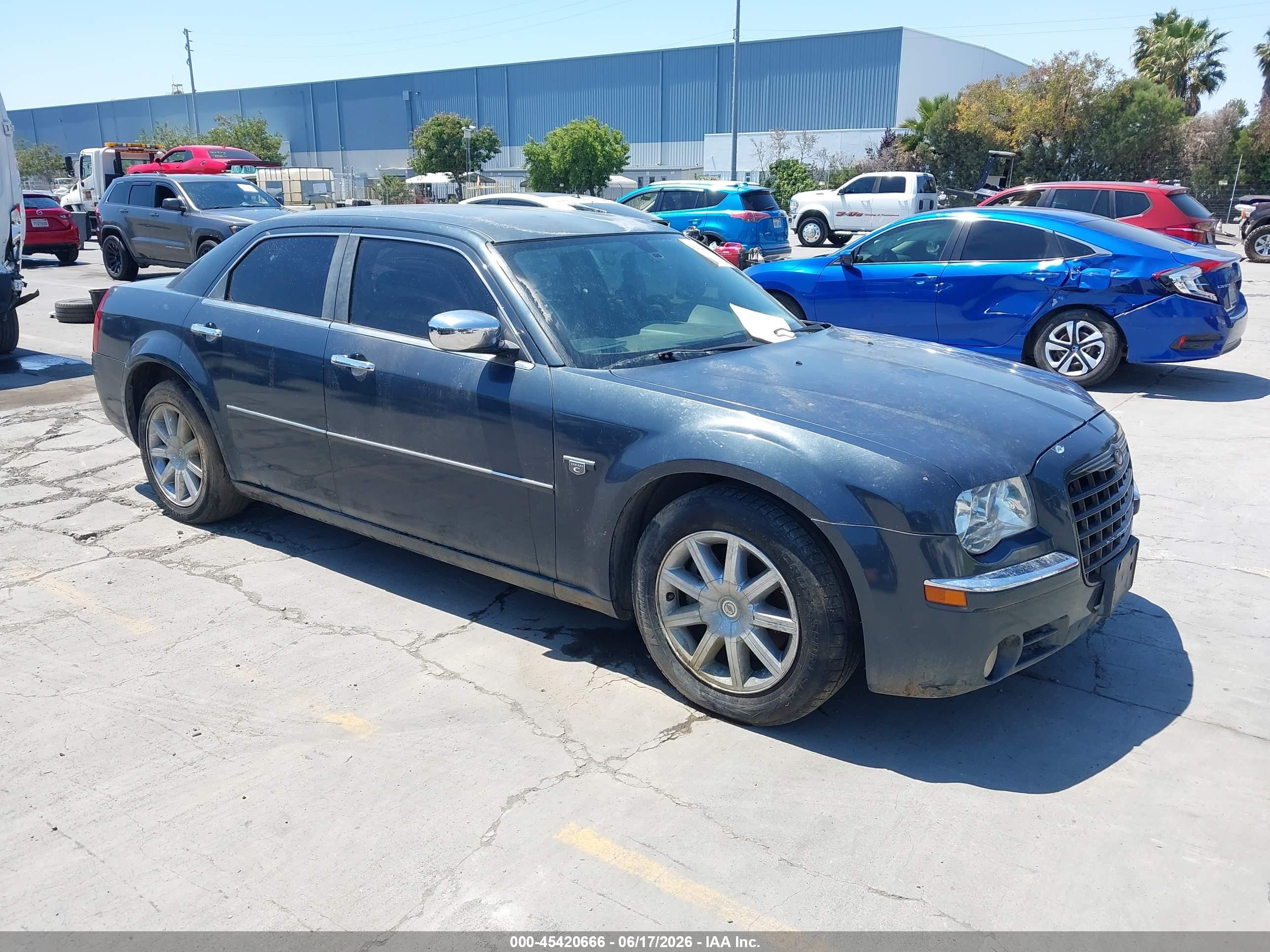 2007 Chrysler 300c   Серый vin: 2C3KA63H17H697912