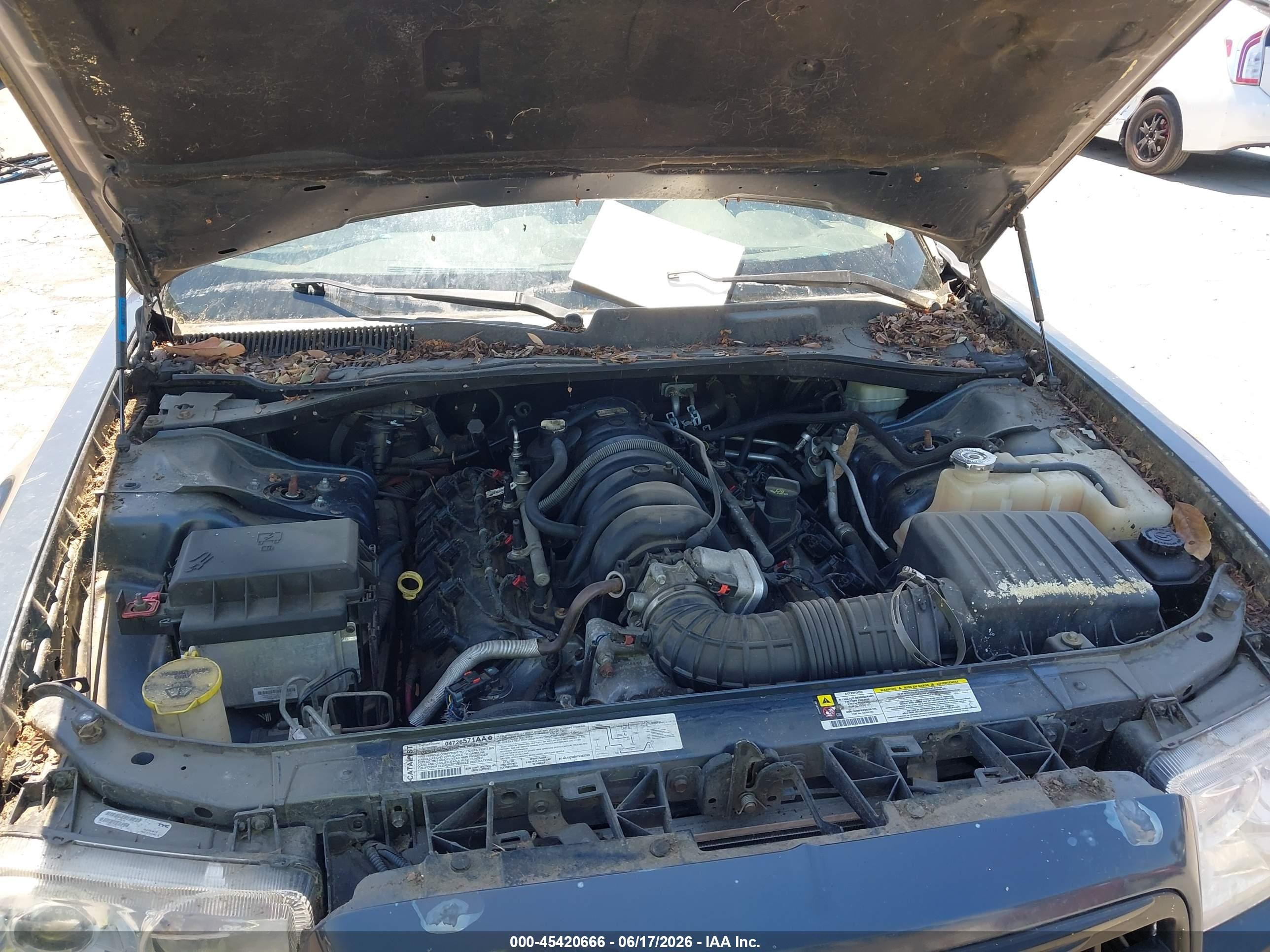 2007 Chrysler 300c   Серый vin: 2C3KA63H17H697912