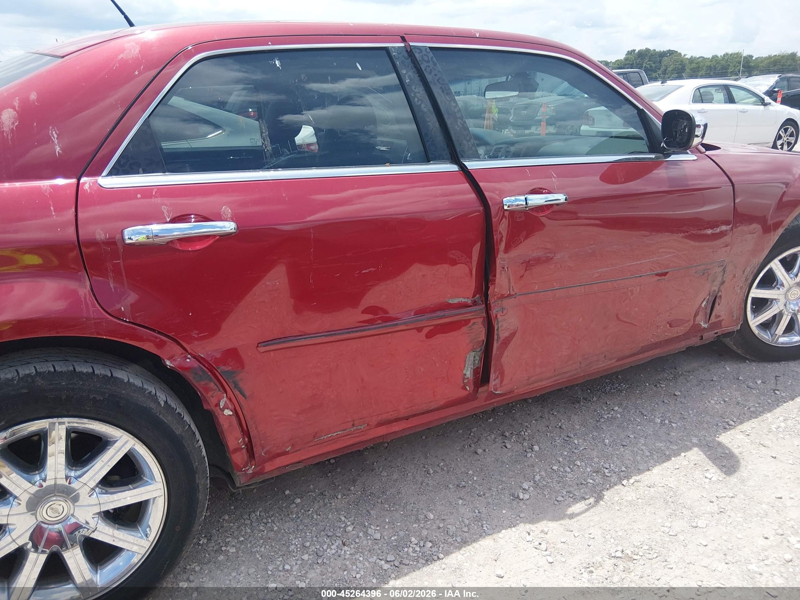 2008 Chrysler 300c Hemi Maroon vin: 2C3KA63H18H107581