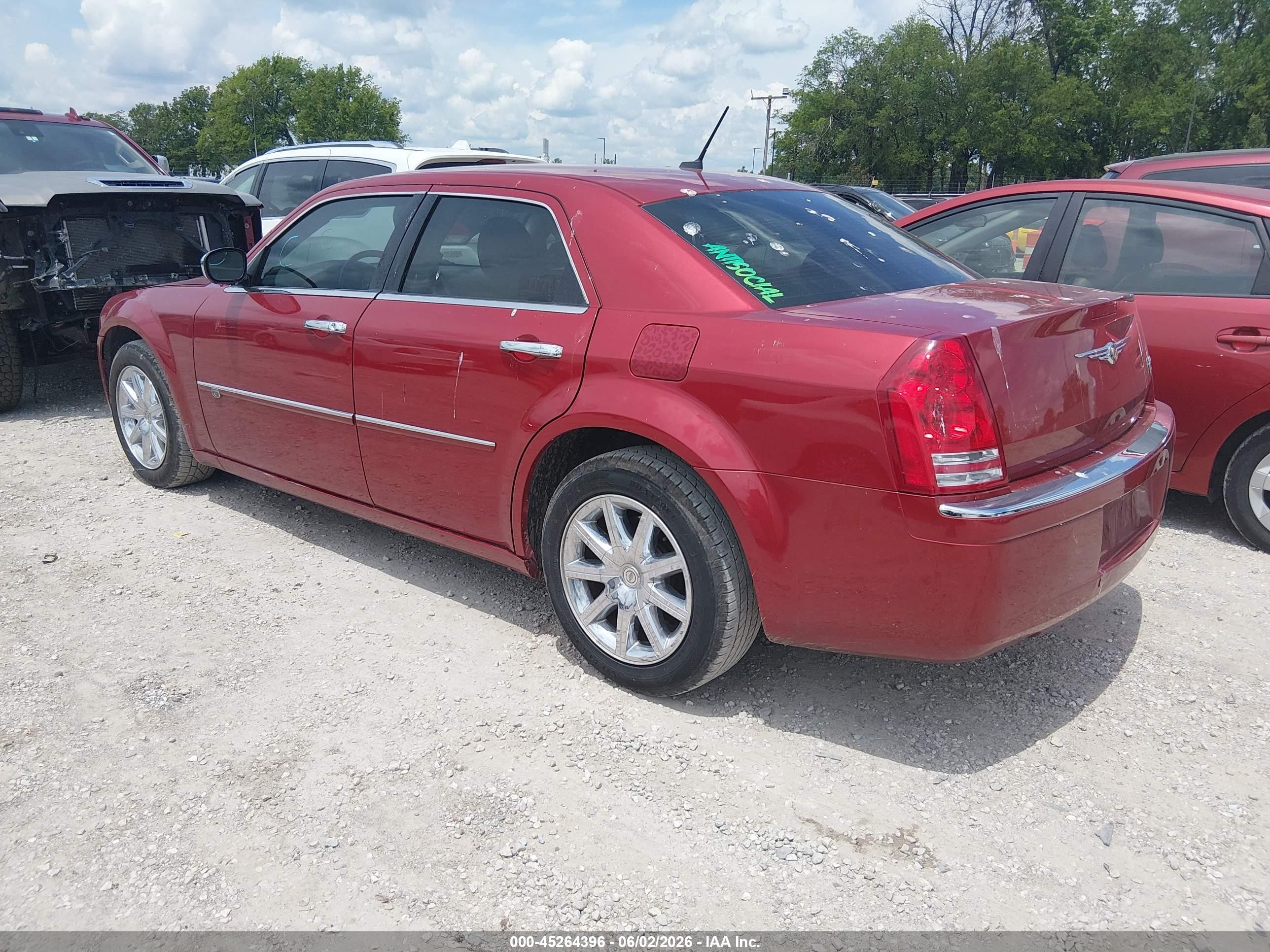 2008 Chrysler 300c Hemi Maroon vin: 2C3KA63H18H107581