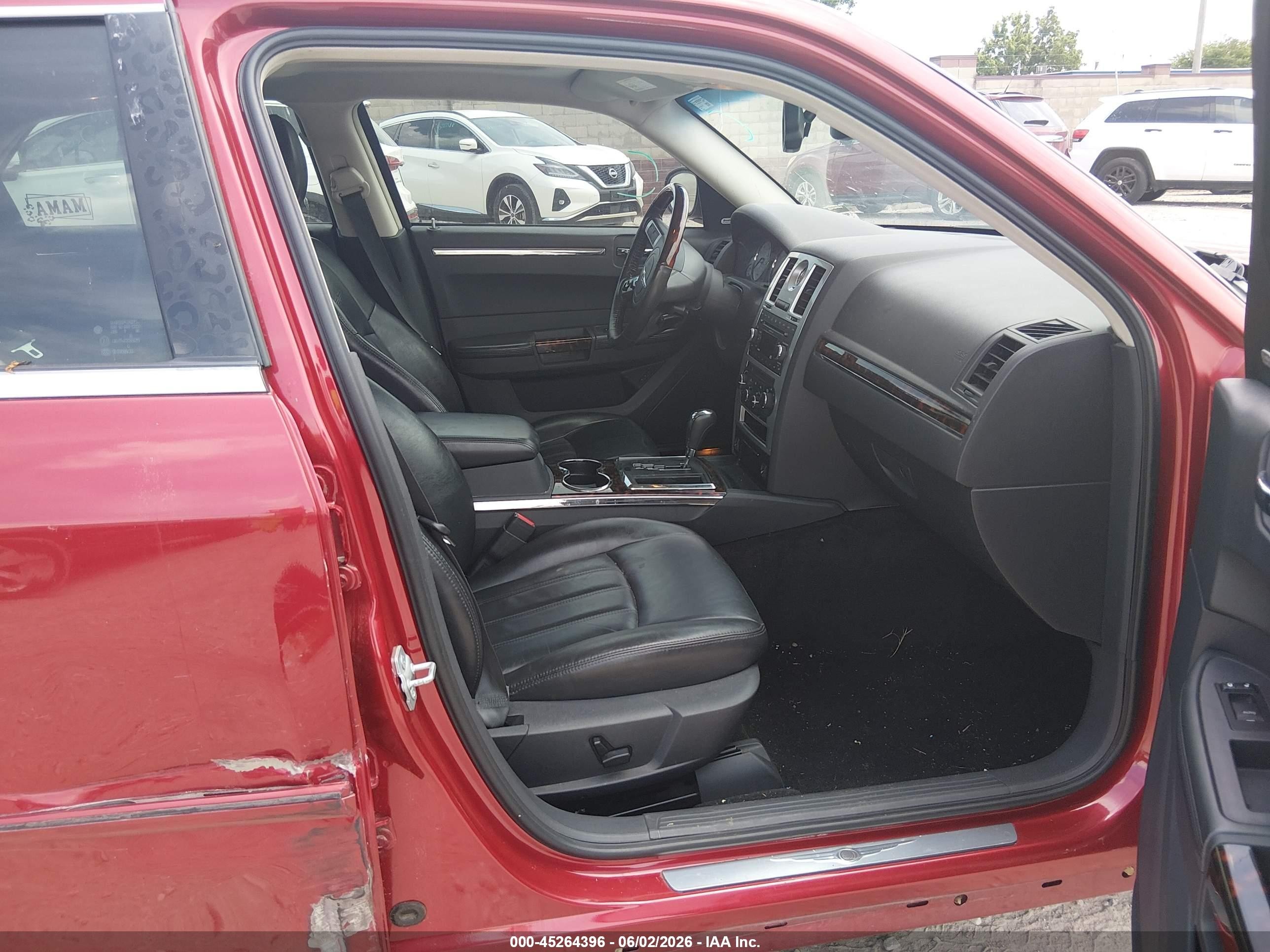 2008 Chrysler 300c Hemi Maroon vin: 2C3KA63H18H107581
