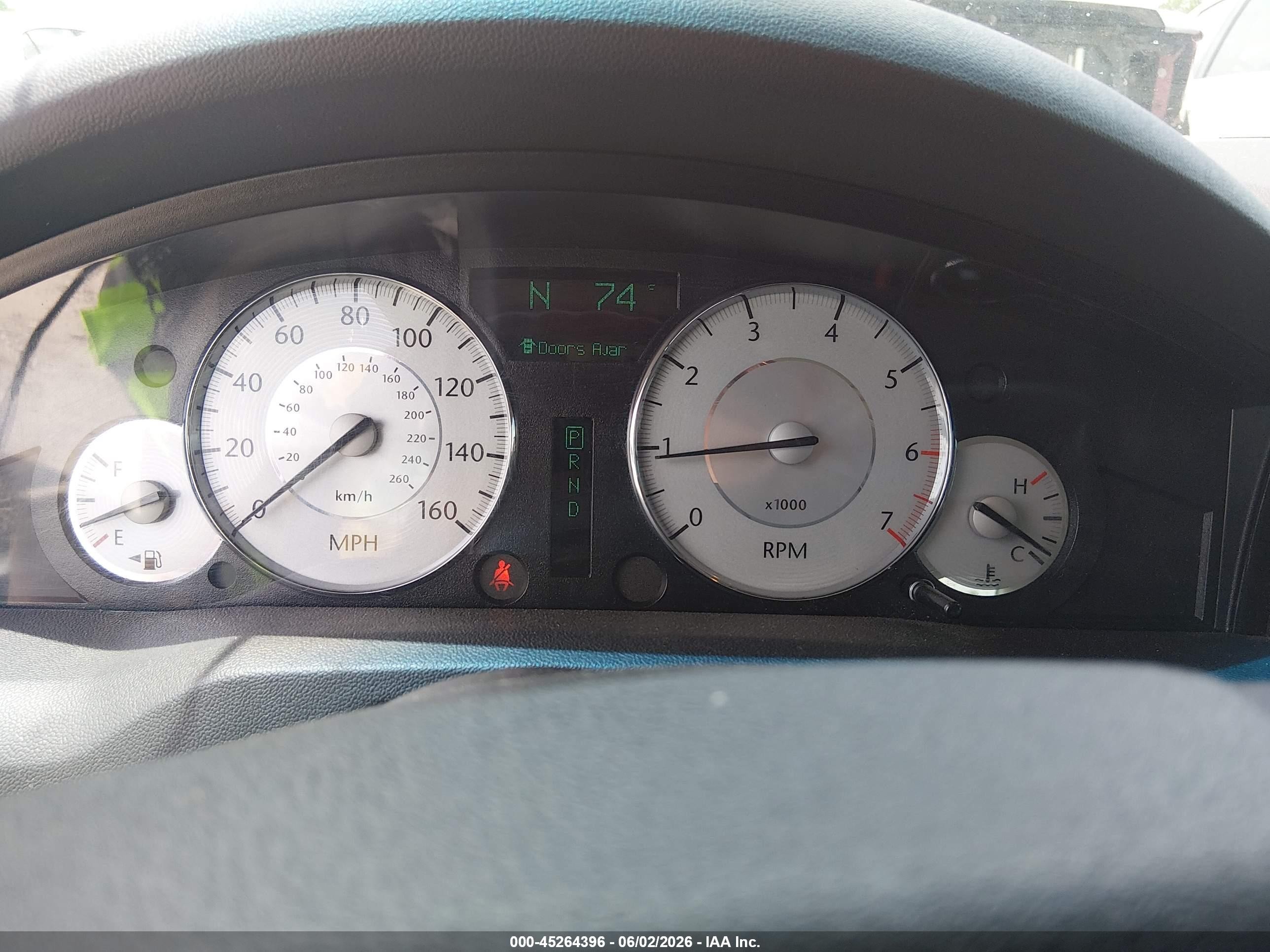 2008 Chrysler 300c Hemi Maroon vin: 2C3KA63H18H107581