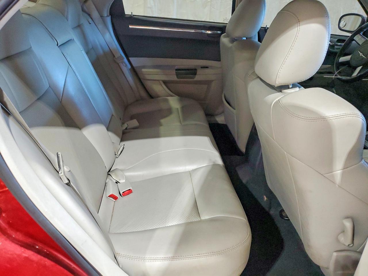 2006 Chrysler 300c Red vin: 2C3KA63H26H430891