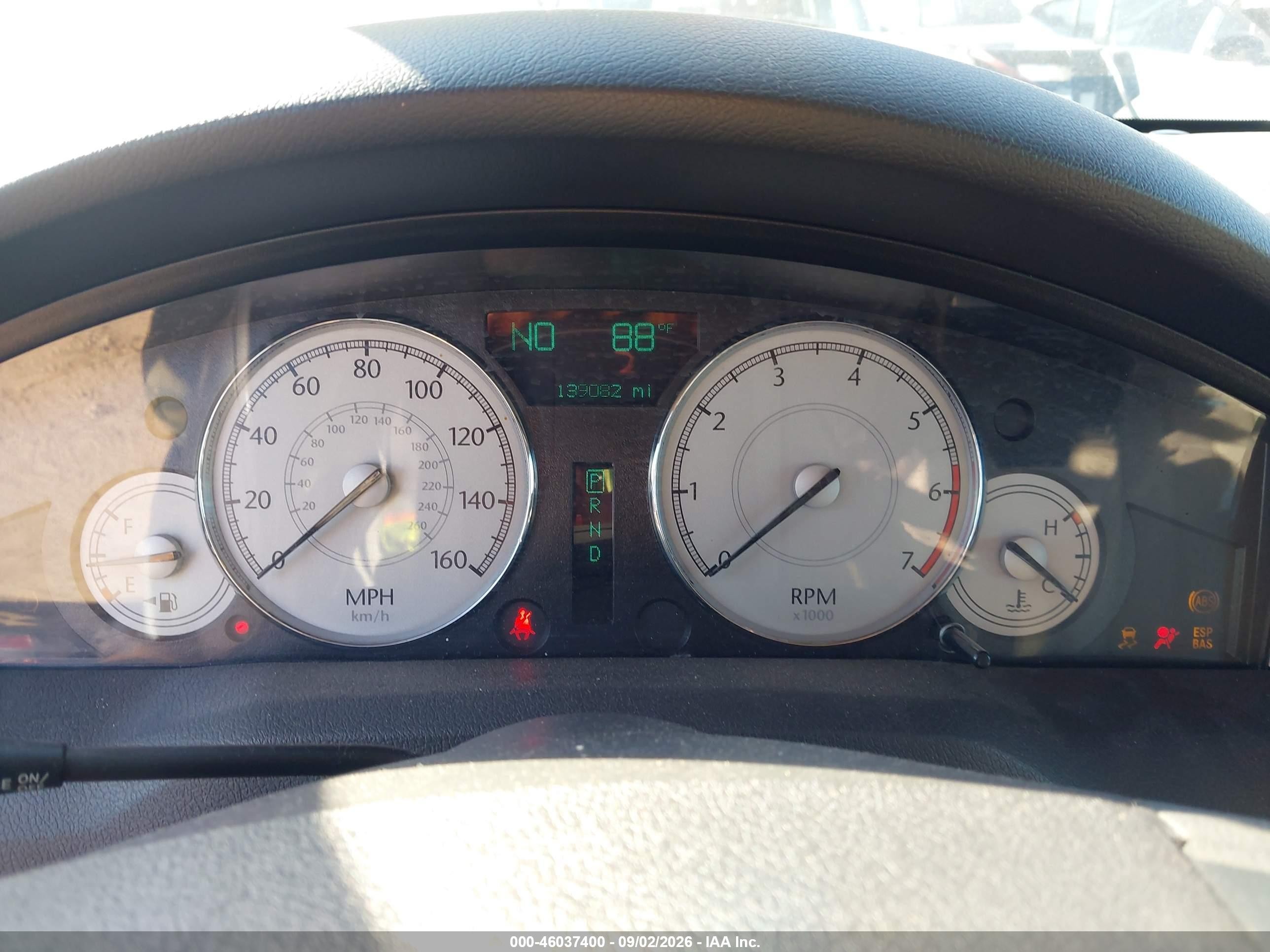 2006 Chrysler 300c   Silver vin: 2C3KA63H26H498155