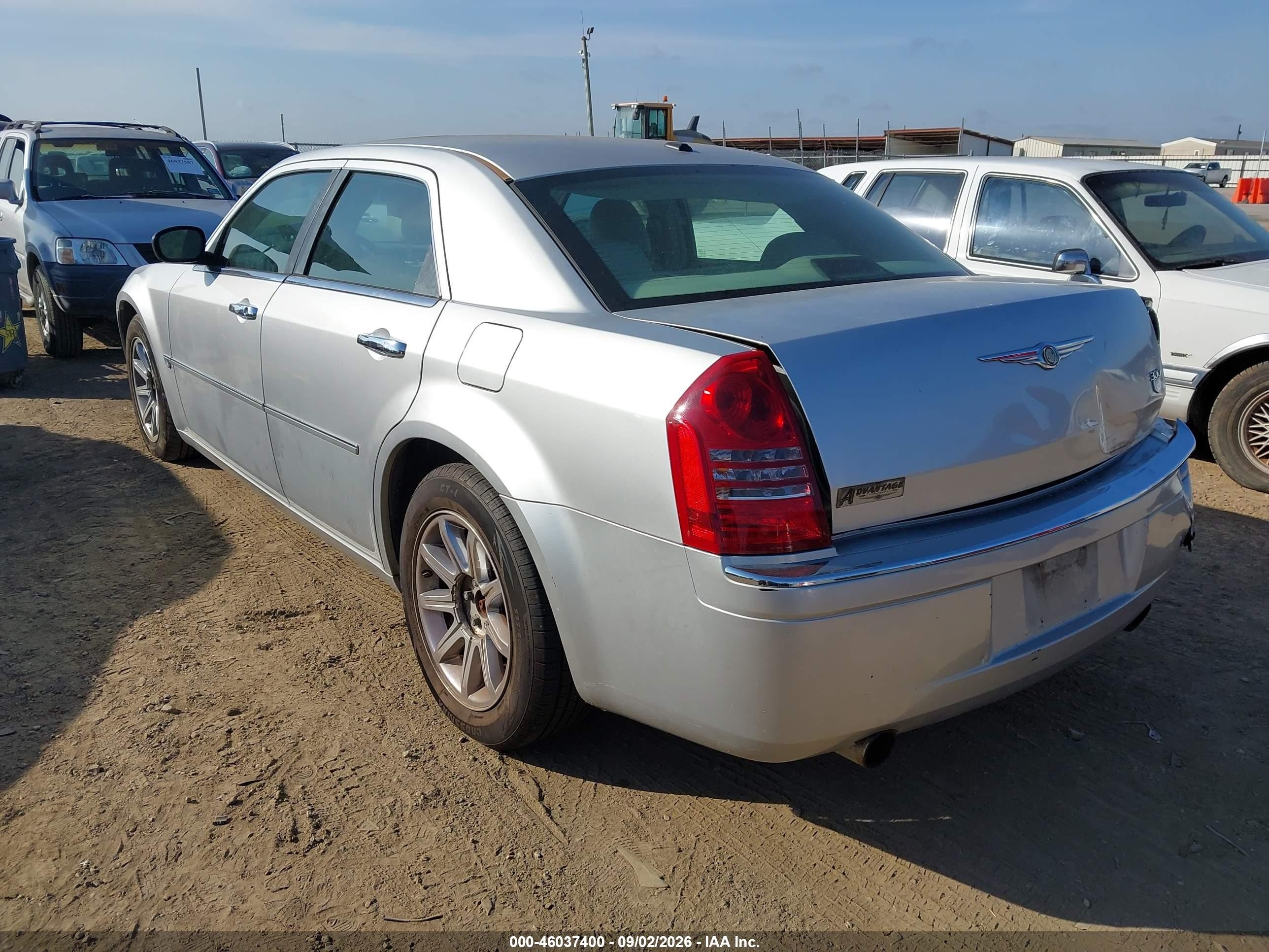 2006 Chrysler 300c   Silver vin: 2C3KA63H26H498155