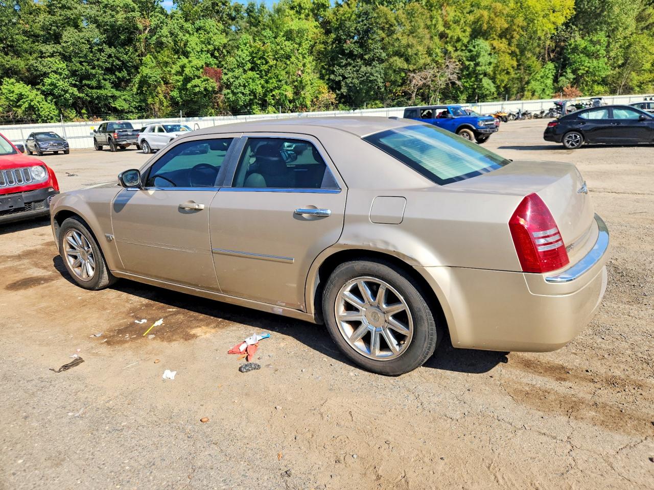 2006 Chrysler 300c Gold vin: 2C3KA63H279396