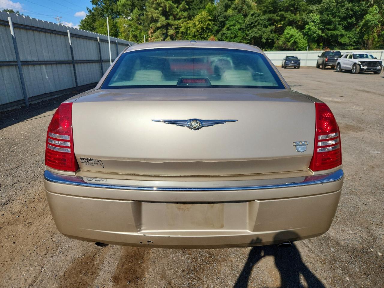2006 Chrysler 300c Gold vin: 2C3KA63H279396