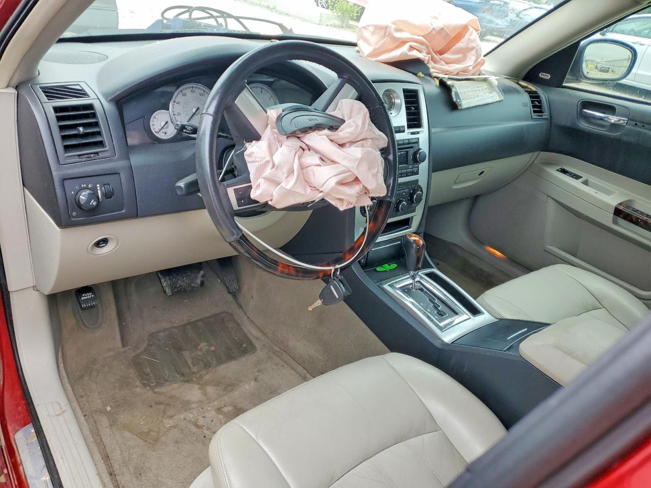 2007 Chrysler 300c Red vin: 2C3KA63H27H898184