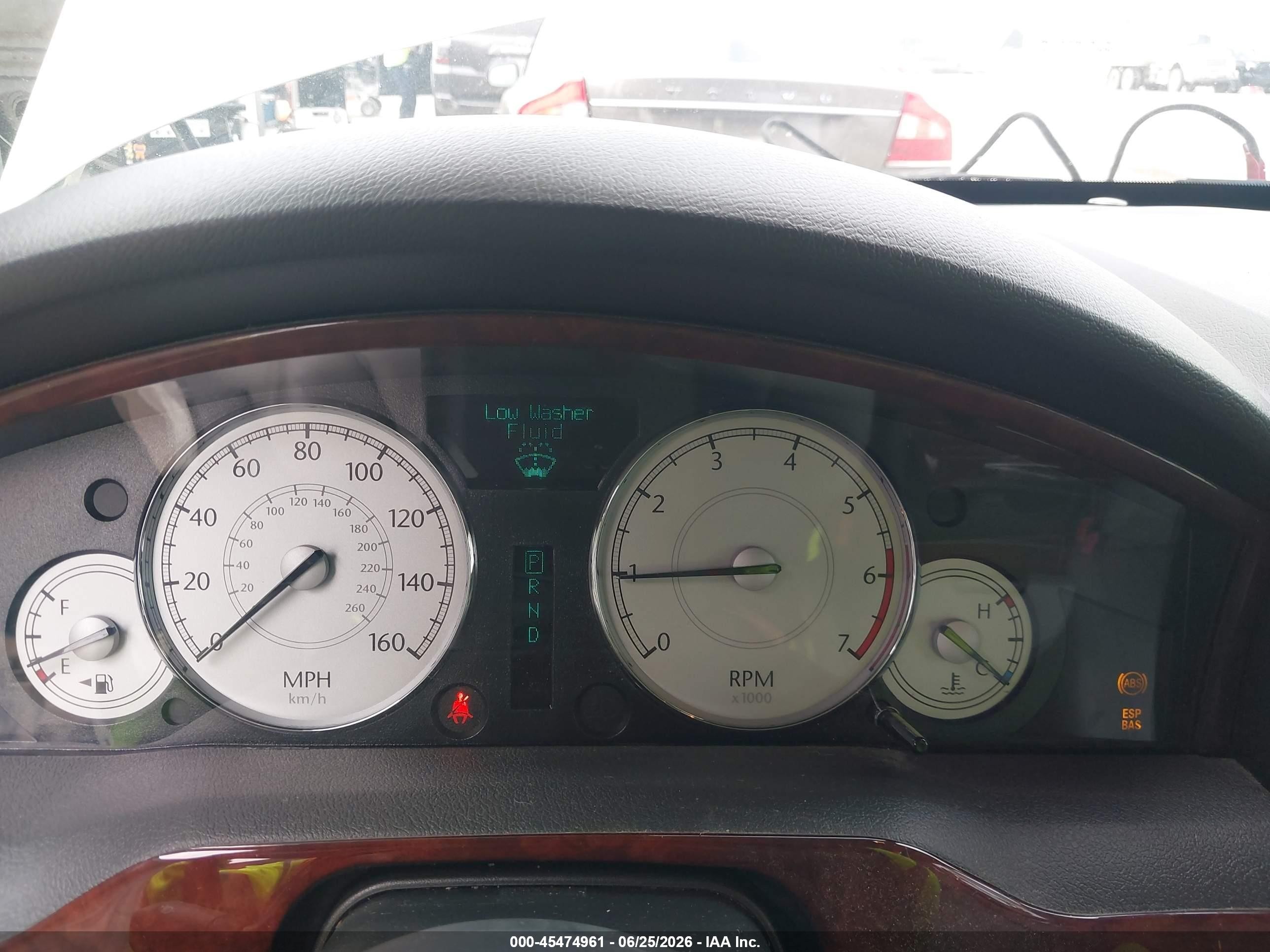 2006 Chrysler 300c   Кремовый vin: 2C3KA63H36H140577