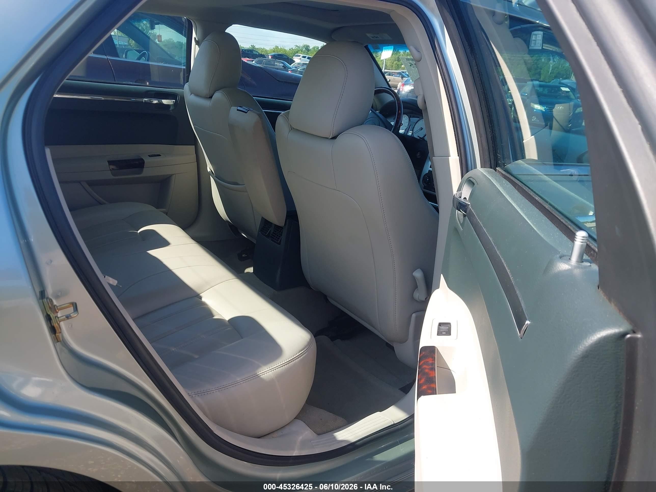 2006 Chrysler 300c   Teal vin: 2C3KA63H36H281861