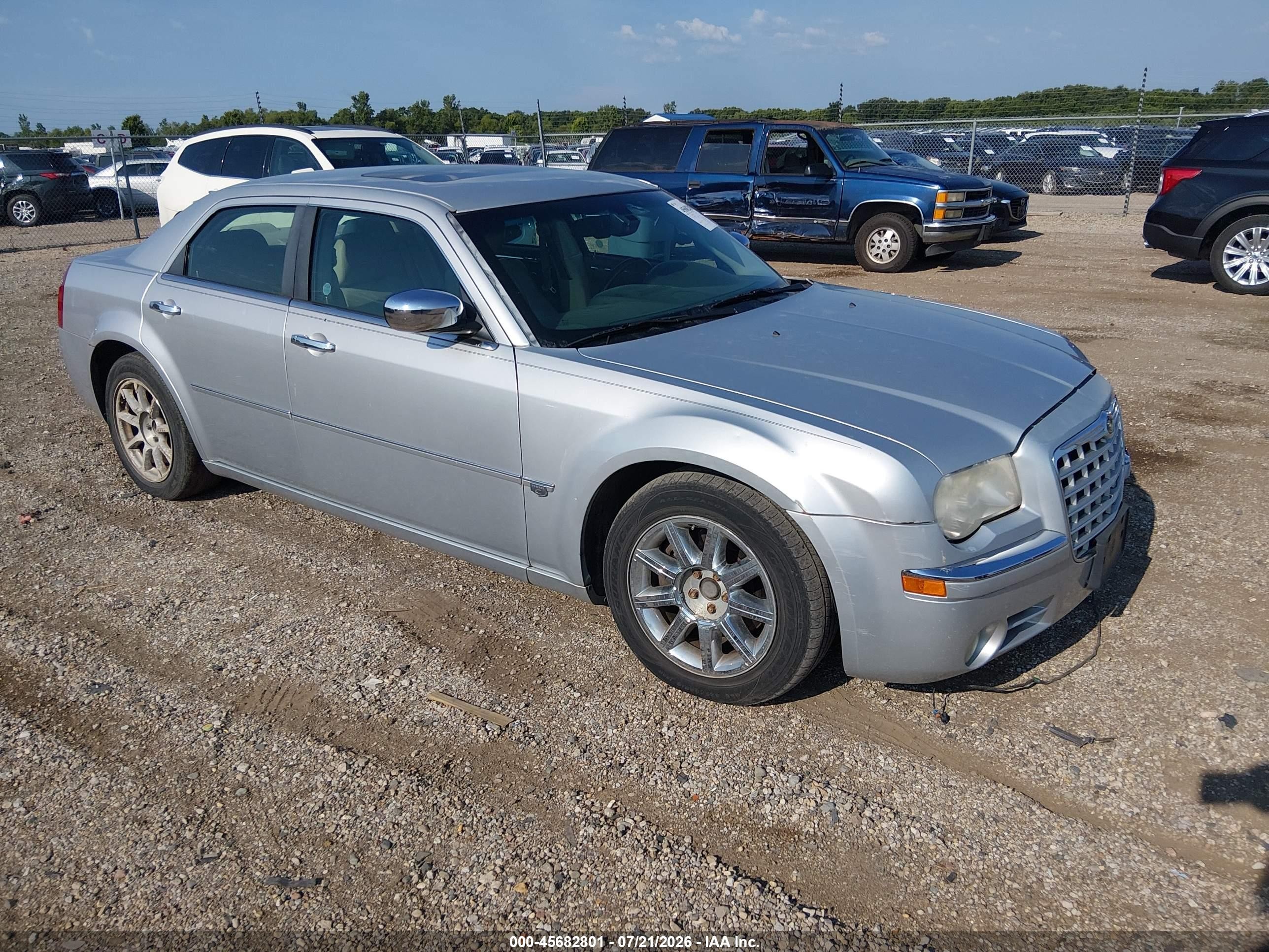 2007 Chrysler 300c   Silver vin: 2C3KA63H37H633760