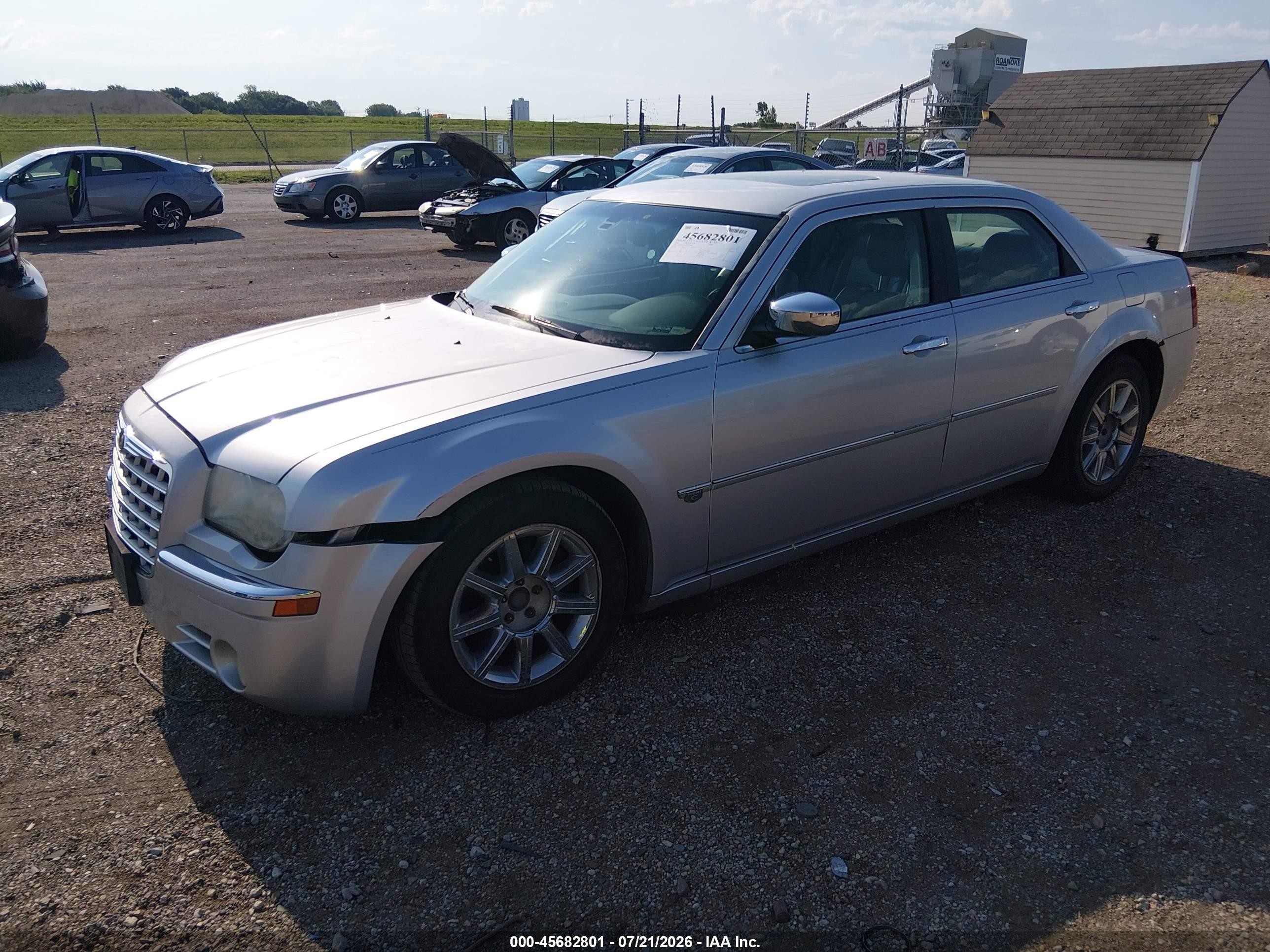 2007 Chrysler 300c   Silver vin: 2C3KA63H37H633760