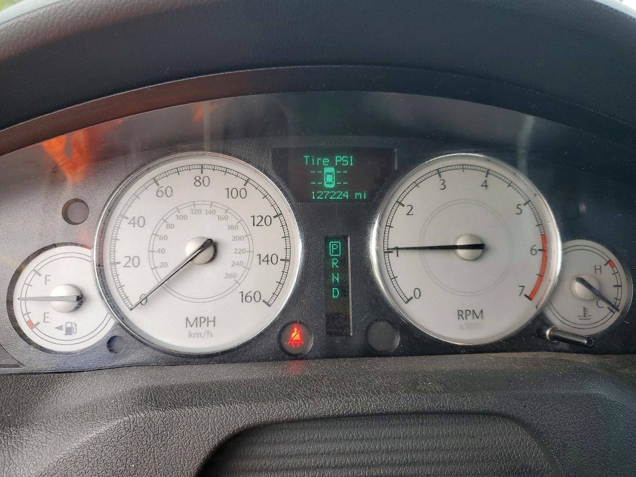 2007 Chrysler 300c White vin: 2C3KA63H37H811327