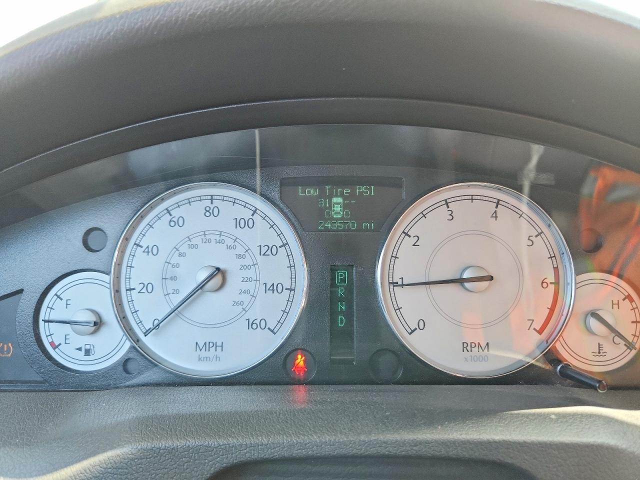 2006 Chrysler 300 Серый vin: 2C3KA63H46H169733