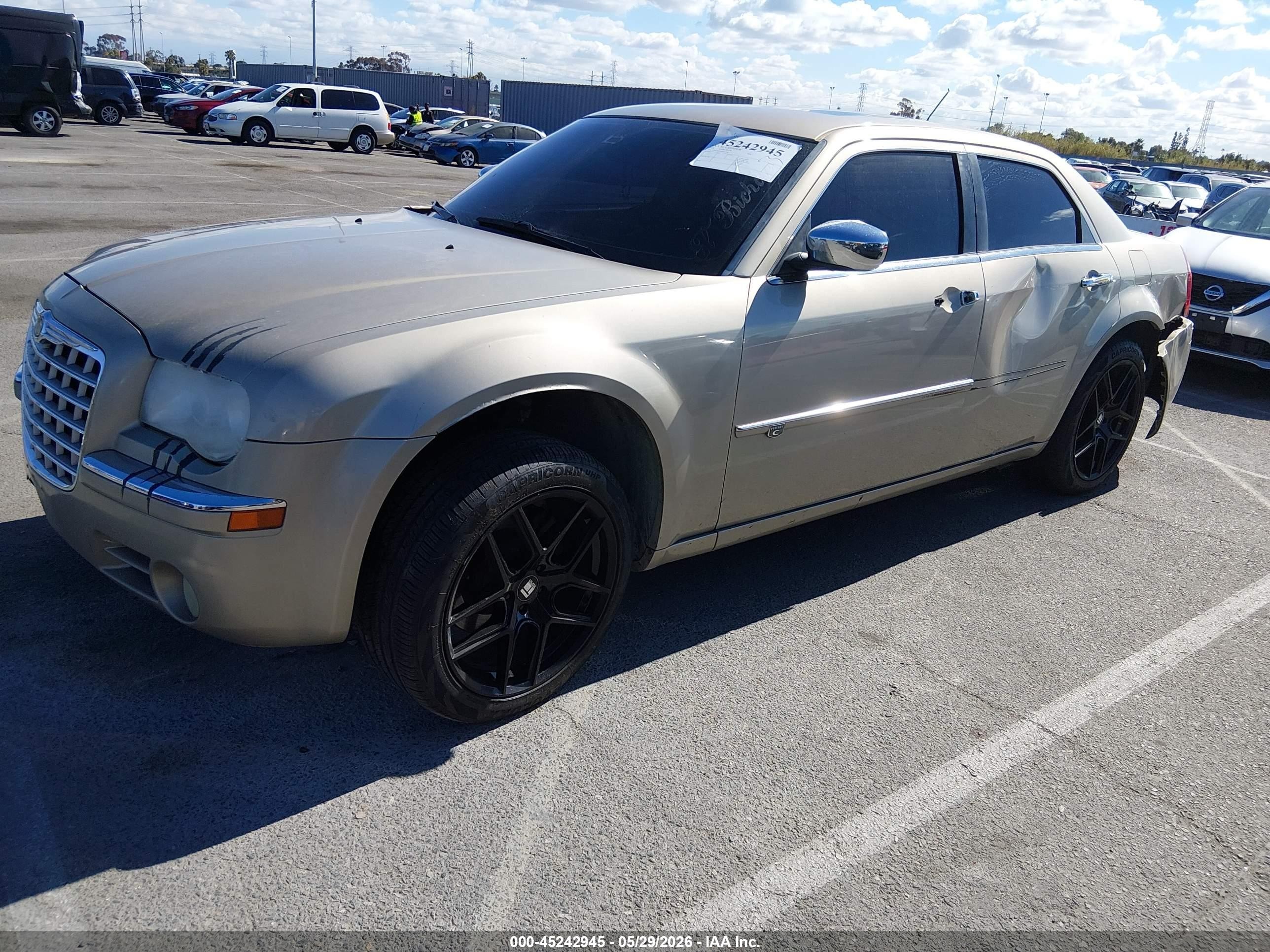 2008 Chrysler 300c Hemi Gold vin: 2C3KA63H58H237492