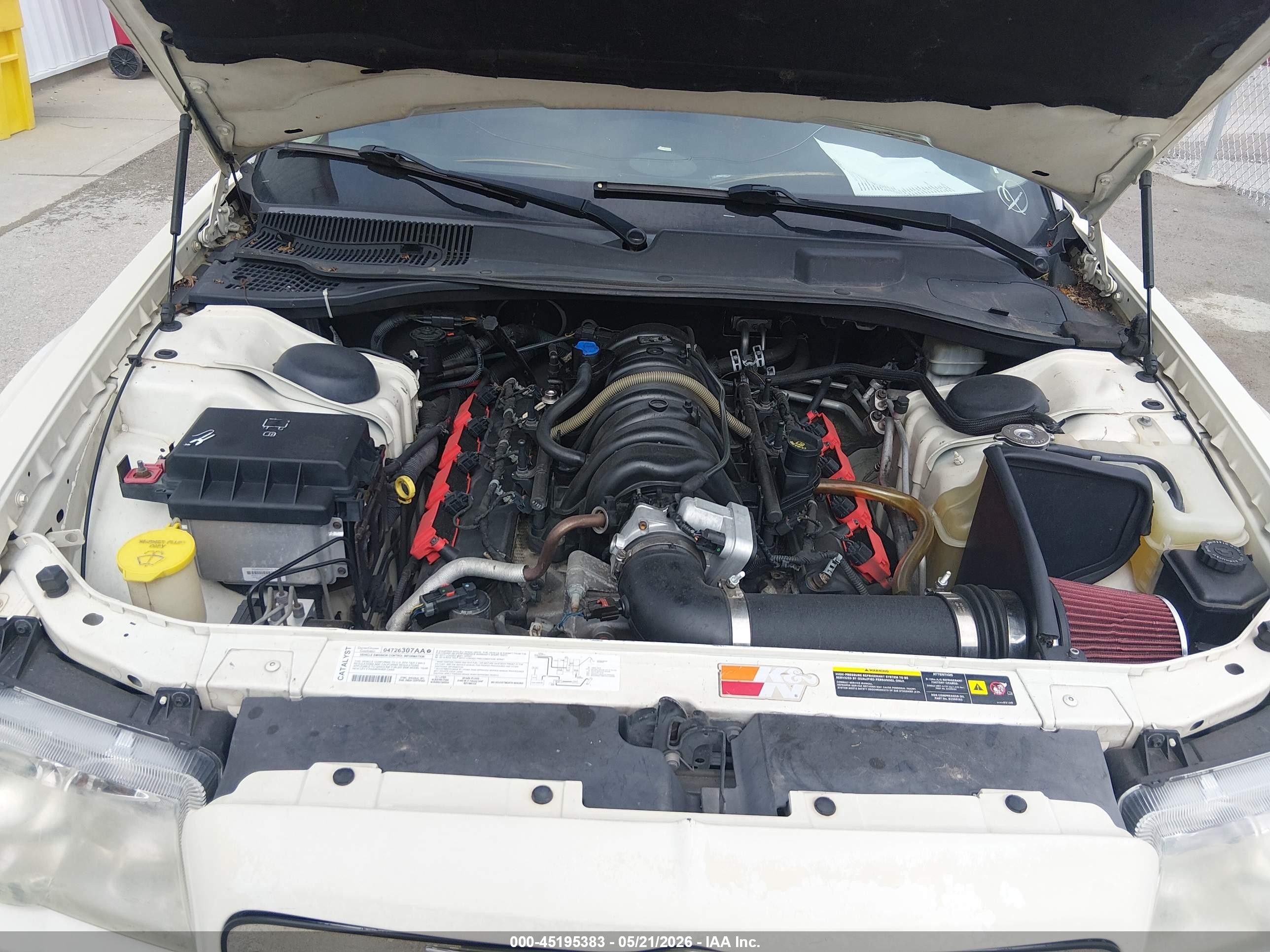 2006 Chrysler 300c   Белый vin: 2C3KA63H66H134904