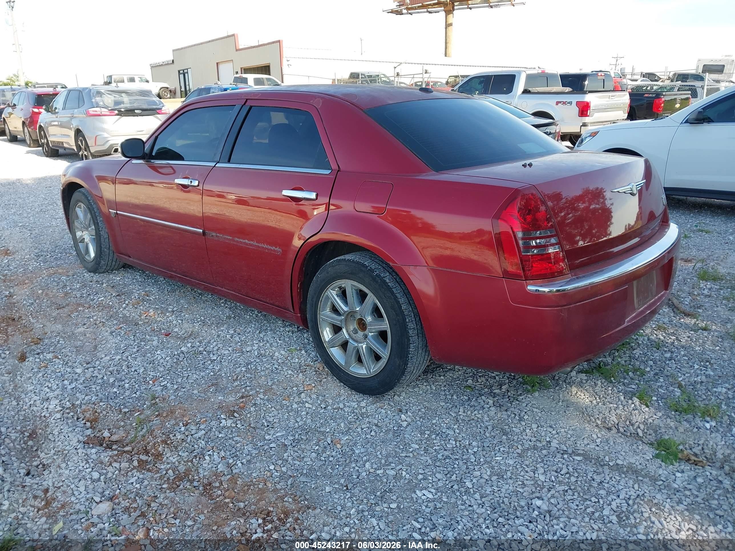 2007 Chrysler 300c   Red vin: 2C3KA63H67H684315