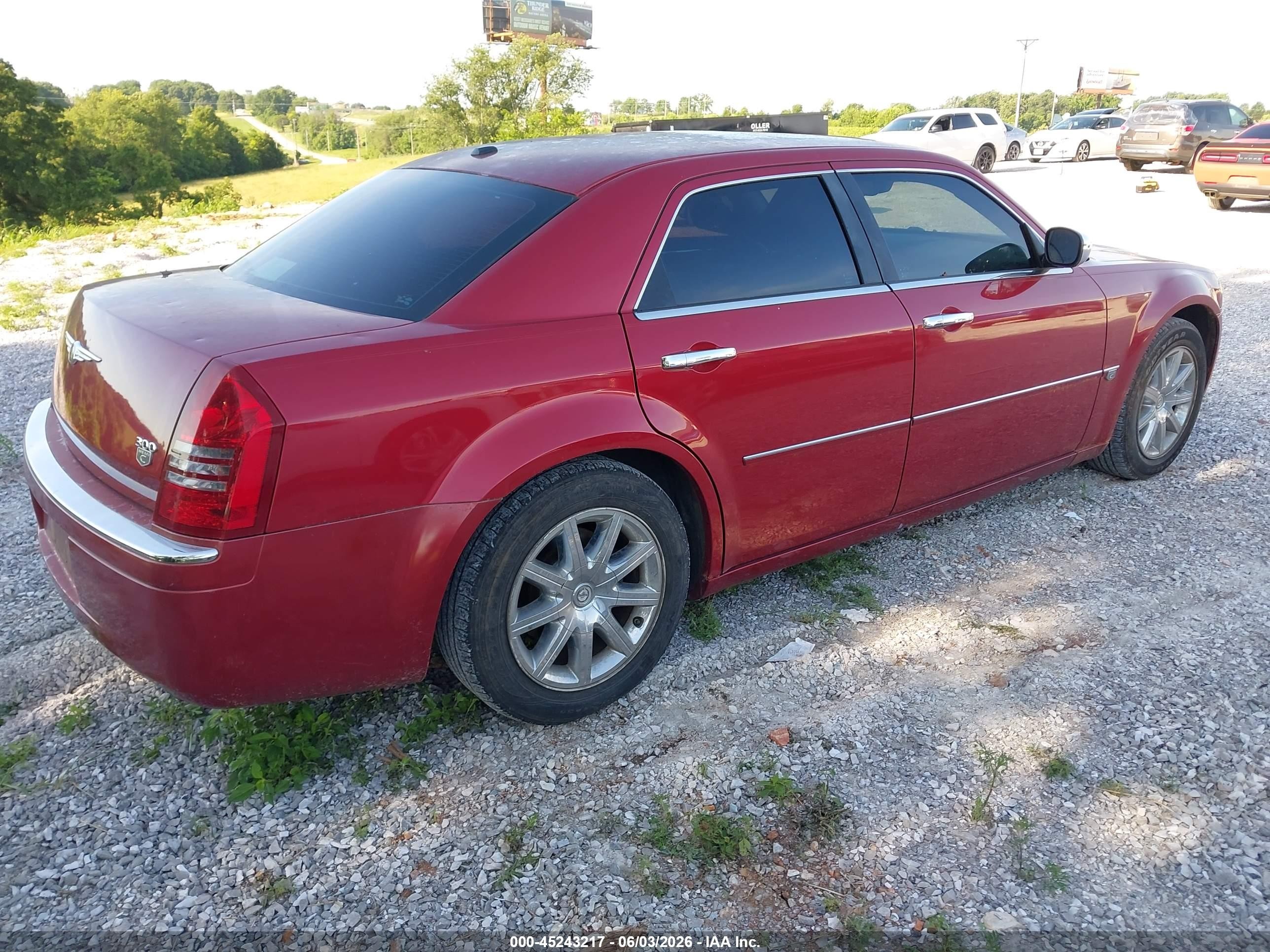 2007 Chrysler 300c   Red vin: 2C3KA63H67H684315