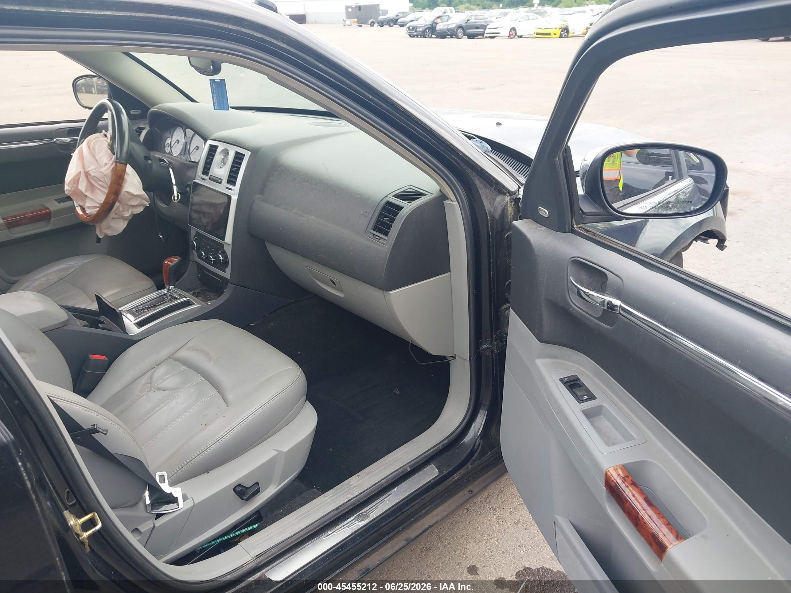 2006 Chrysler 300c   Black vin: 2C3KA63H76H245879