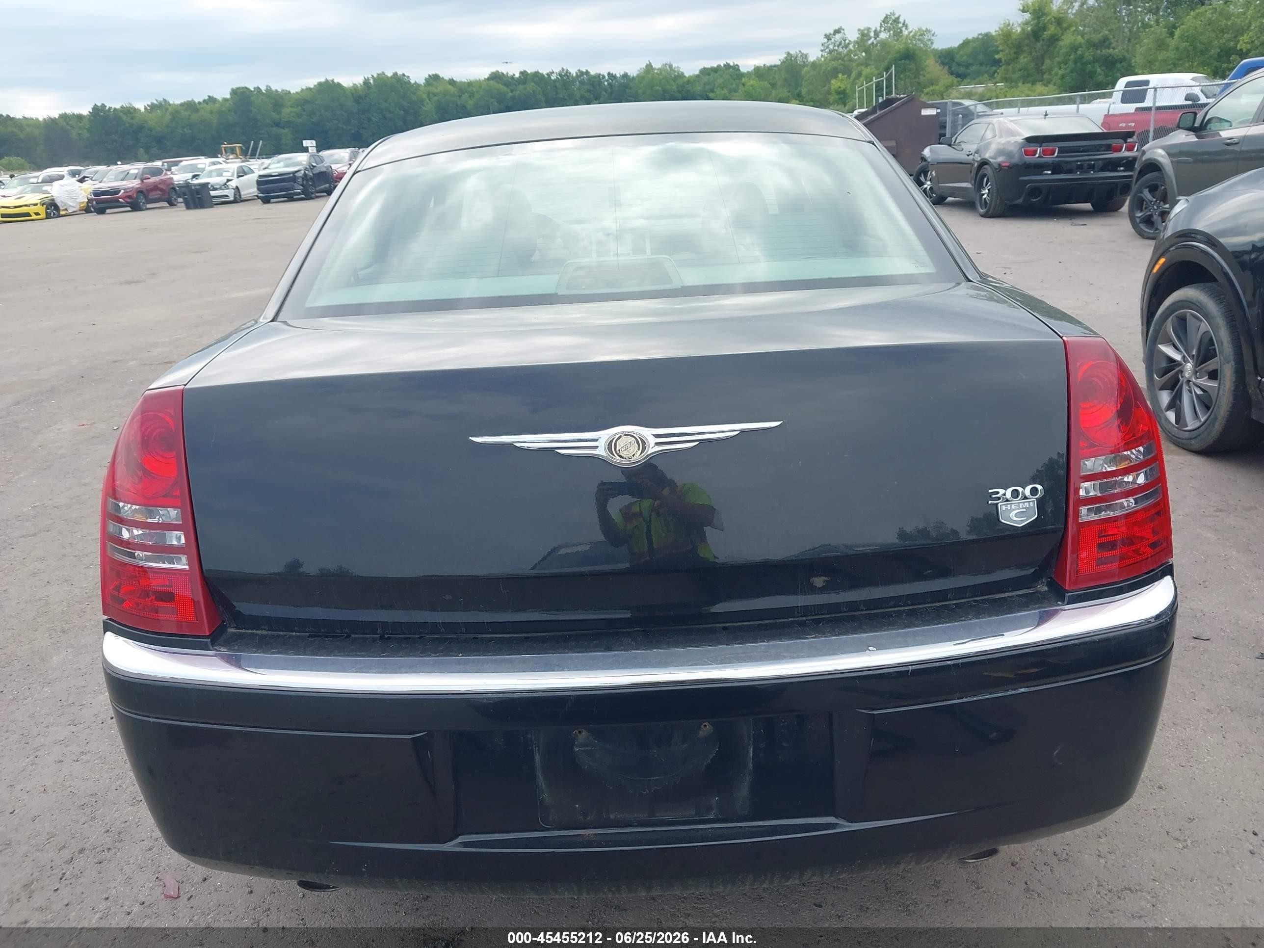 2006 Chrysler 300c   Black vin: 2C3KA63H76H245879