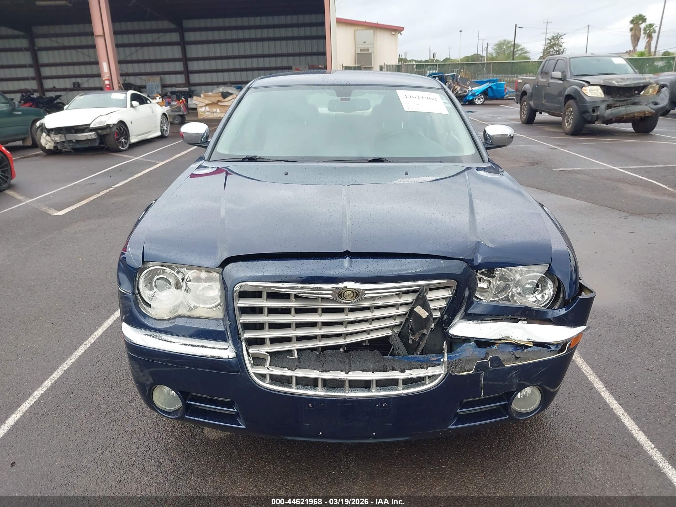 2006 Chrysler 300c   Blue vin: 2C3KA63H76H339308