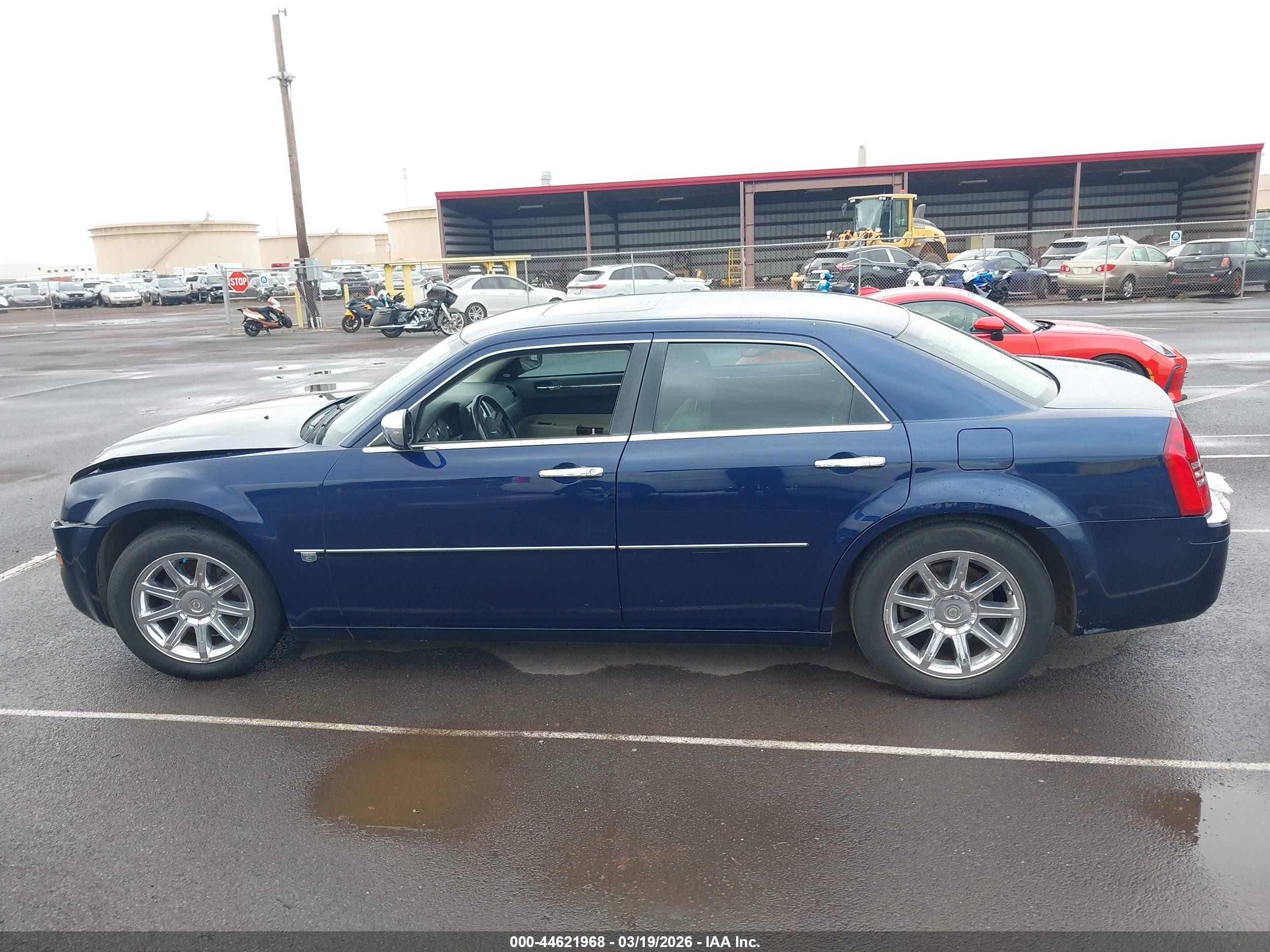 2006 Chrysler 300c   Blue vin: 2C3KA63H76H339308