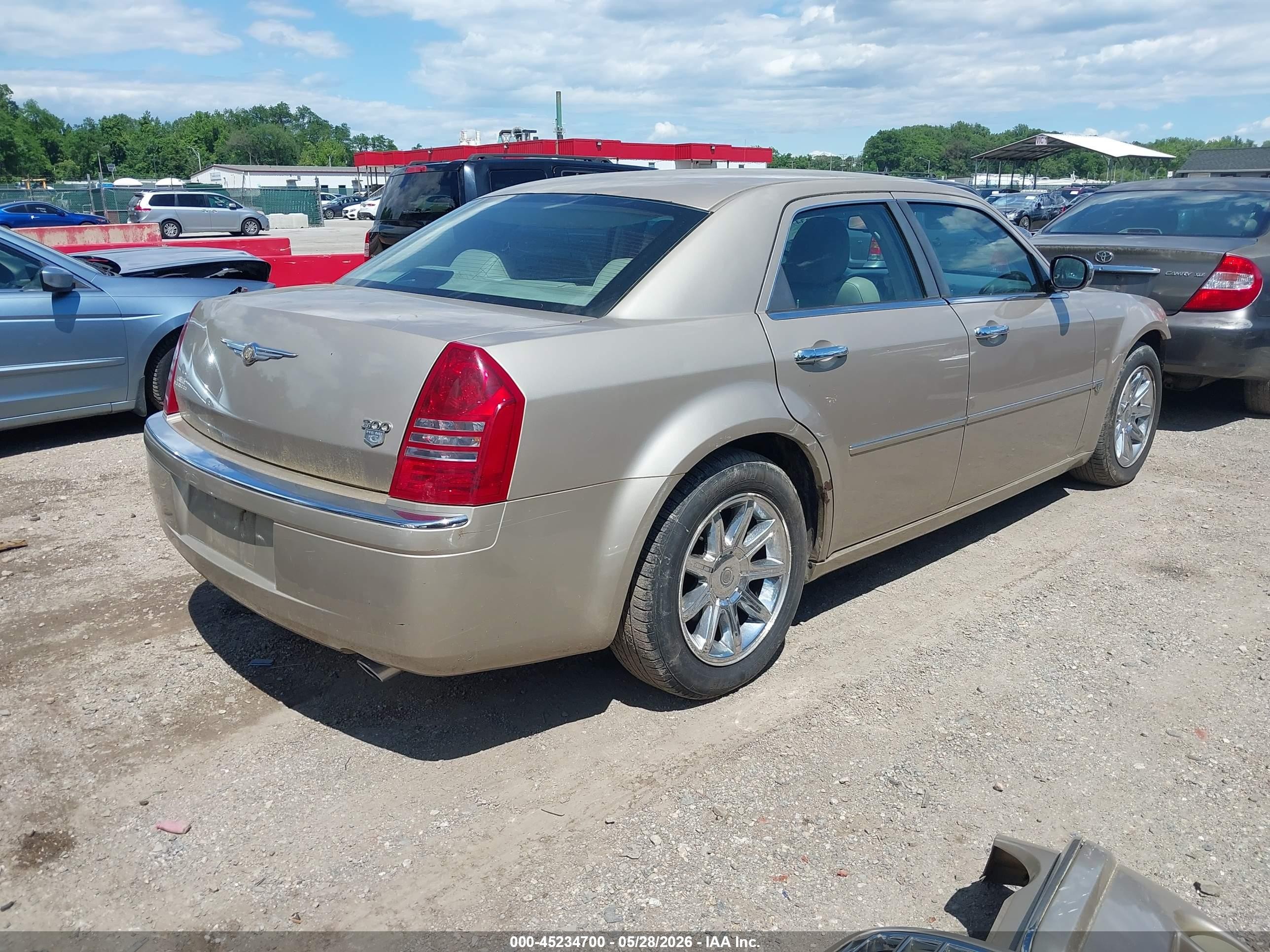 2006 Chrysler 300c   Champagne vin: 2C3KA63H76H486759