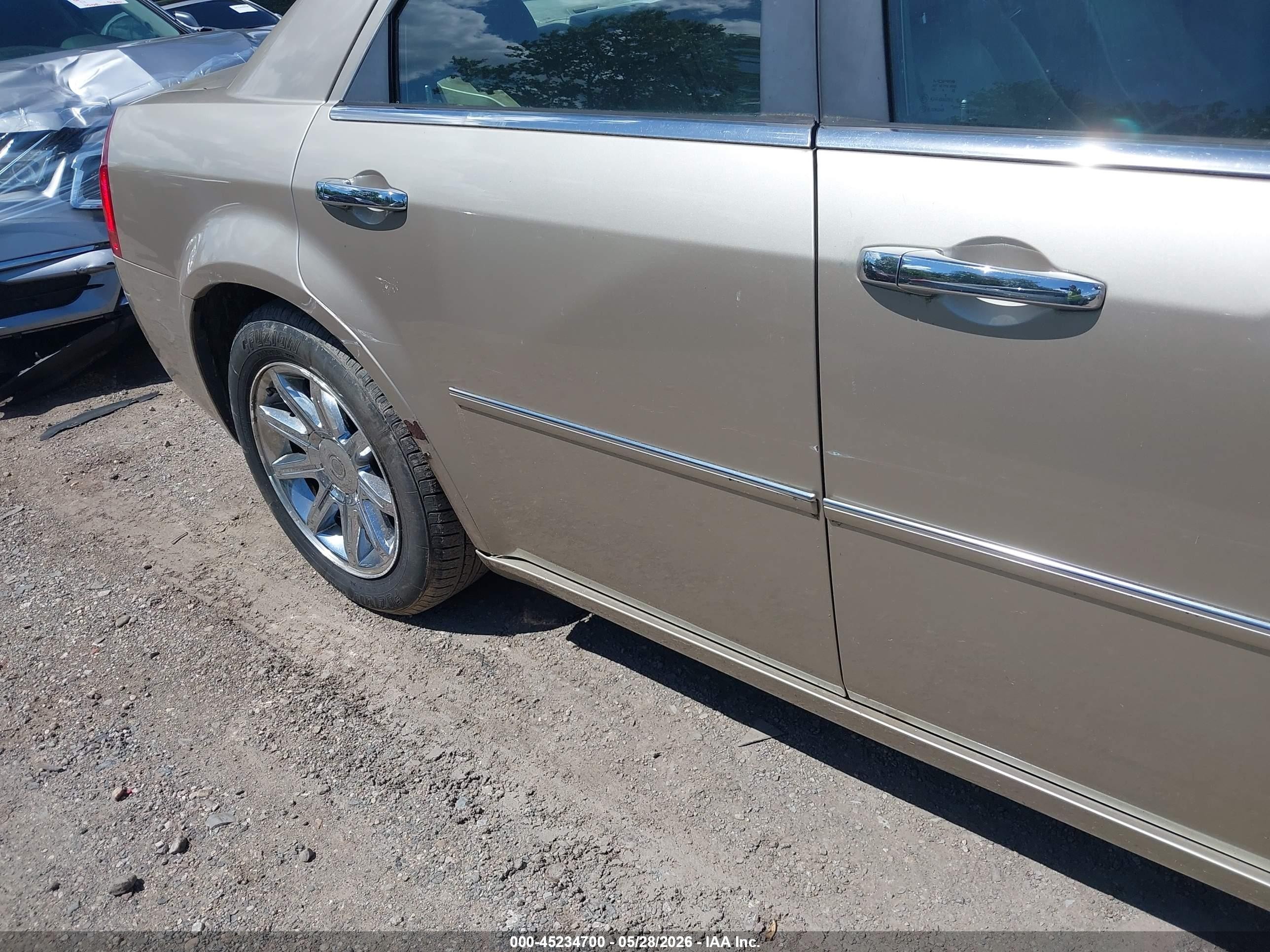 2006 Chrysler 300c   Champagne vin: 2C3KA63H76H486759