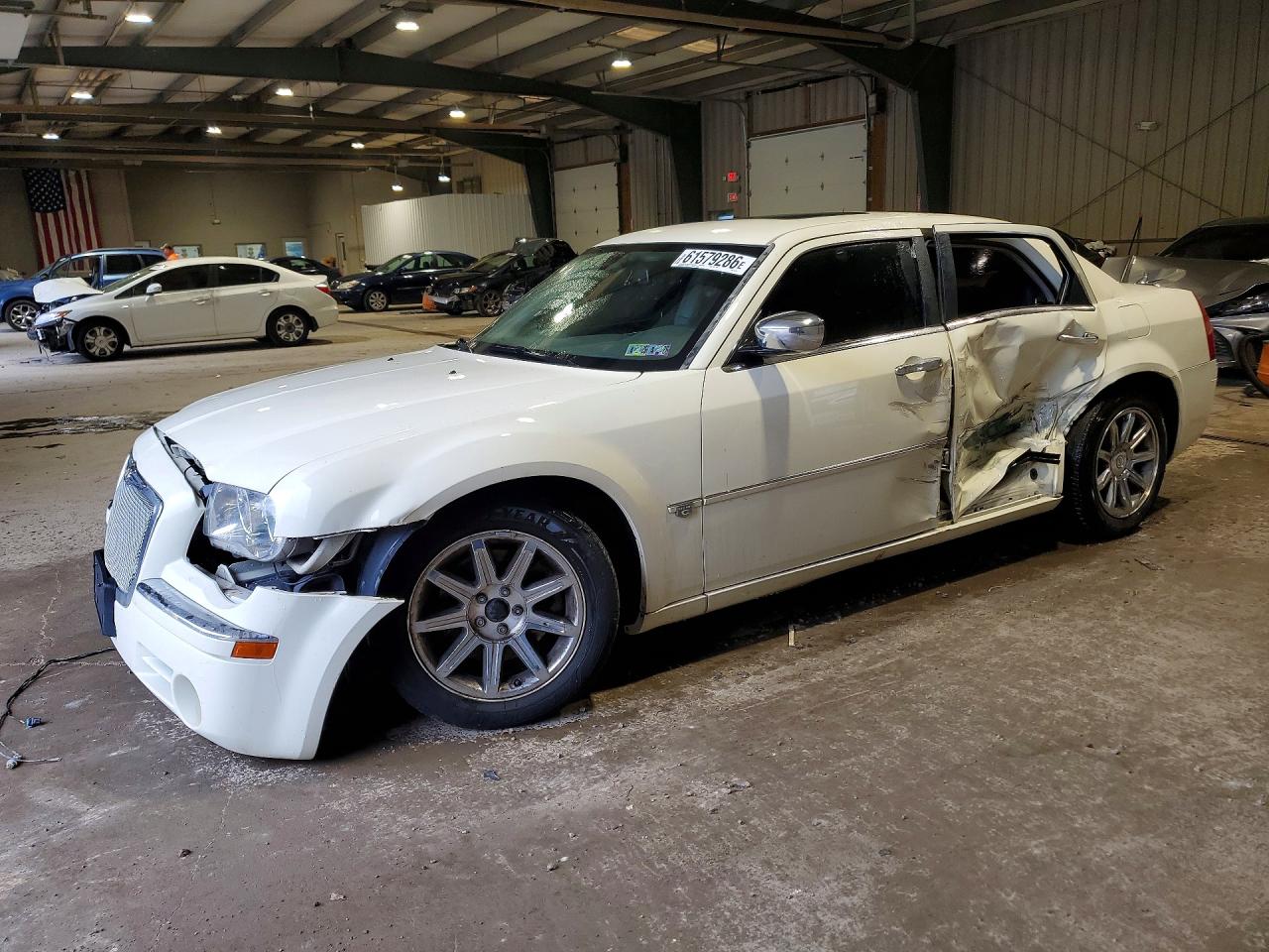 2006 Chrysler 300c Cream vin: 2C3KA63H76H529125