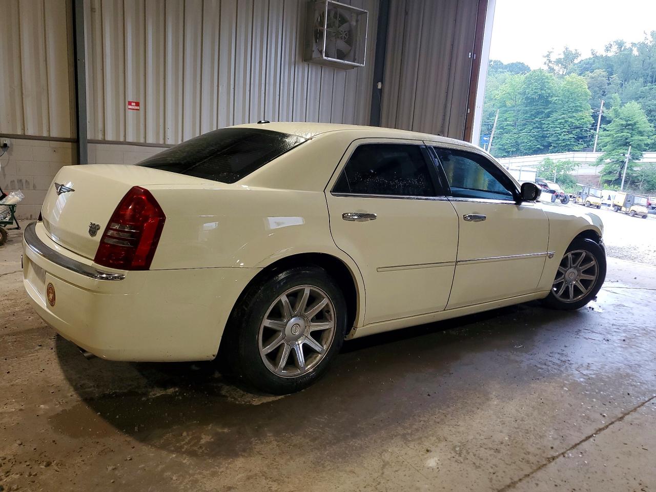 2006 Chrysler 300c Cream vin: 2C3KA63H76H529125