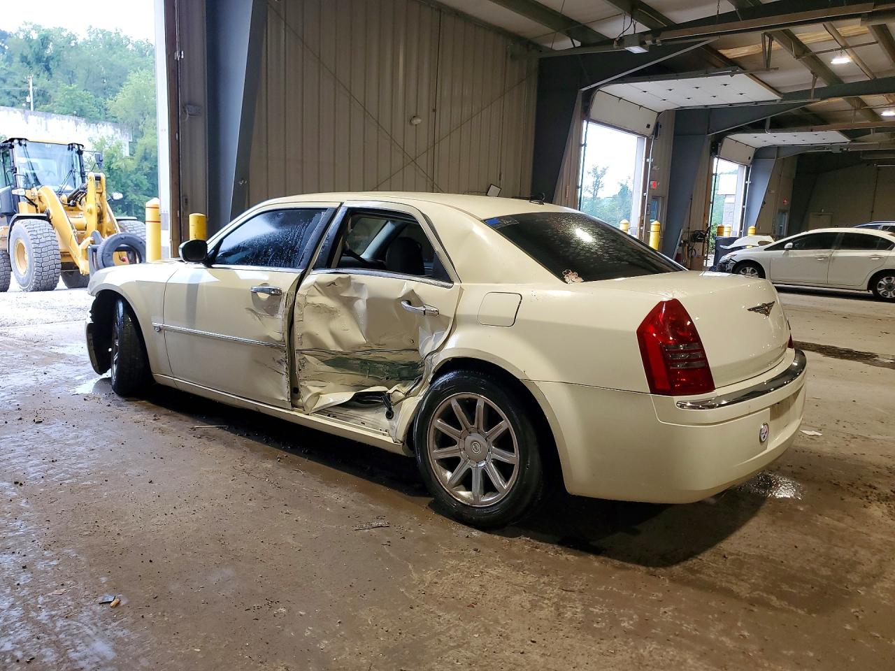 2006 Chrysler 300c Cream vin: 2C3KA63H76H529125