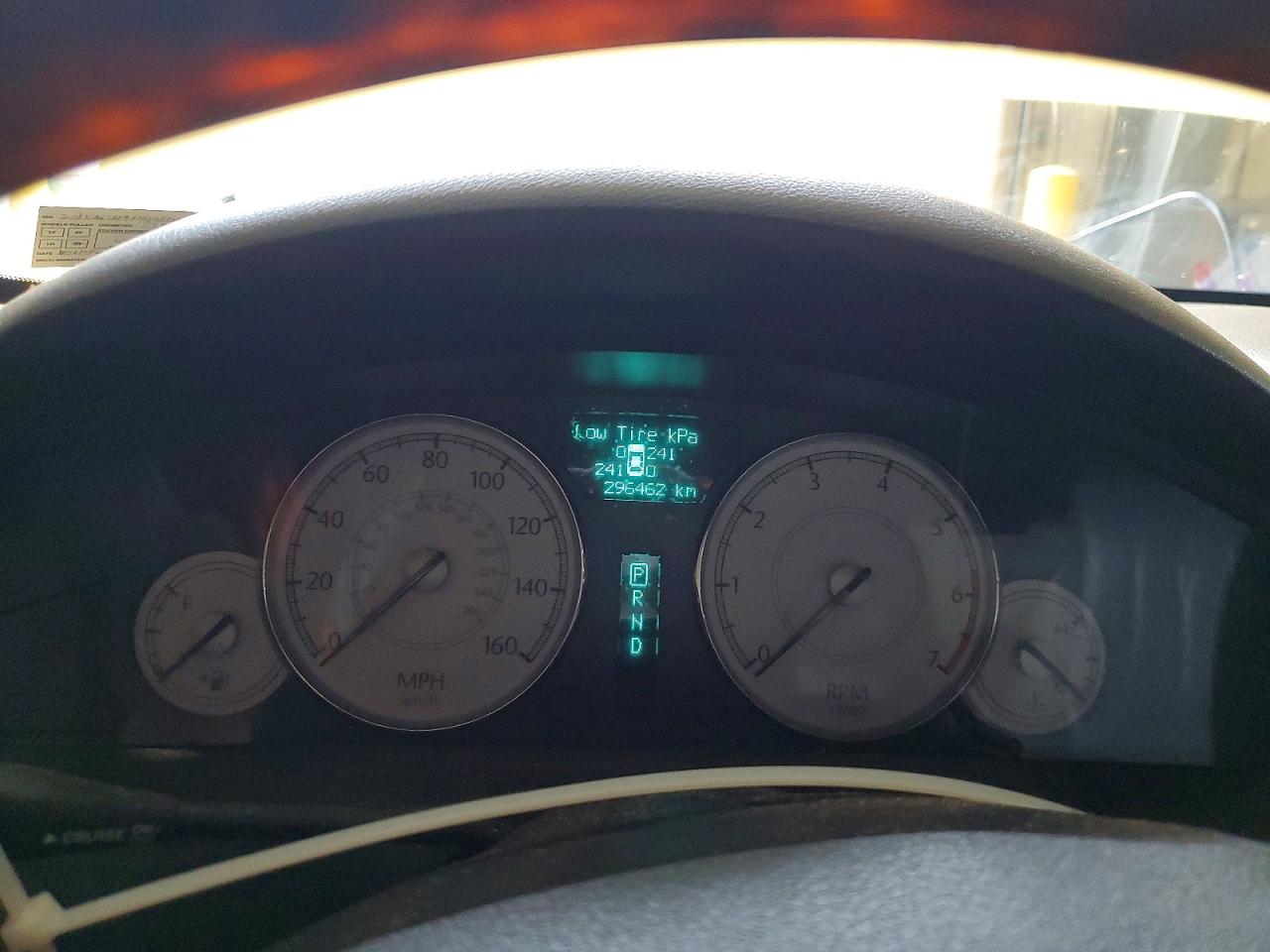 2006 Chrysler 300c Cream vin: 2C3KA63H76H529125