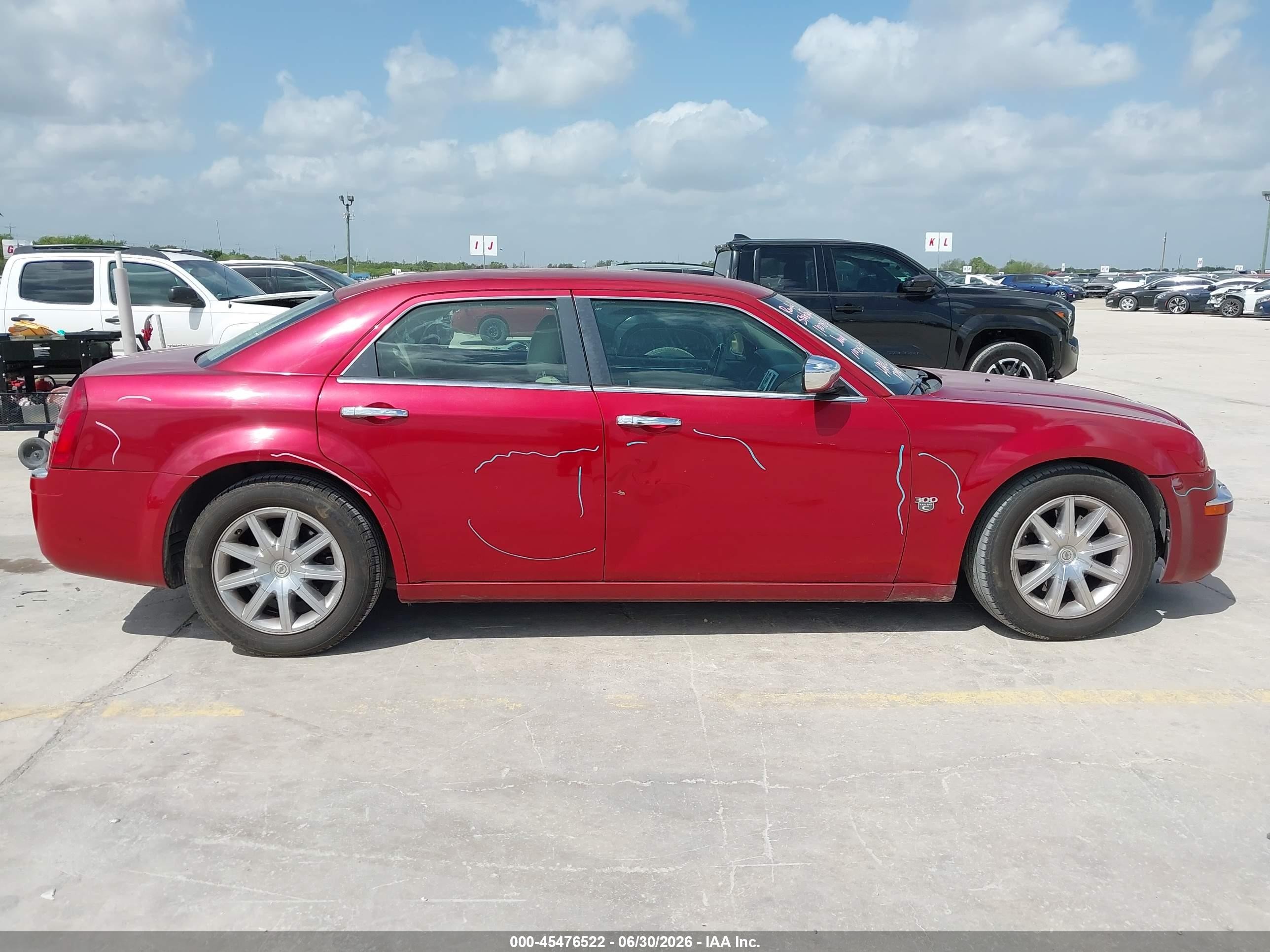 2007 Chrysler 300c   Red vin: 2C3KA63H77H758485