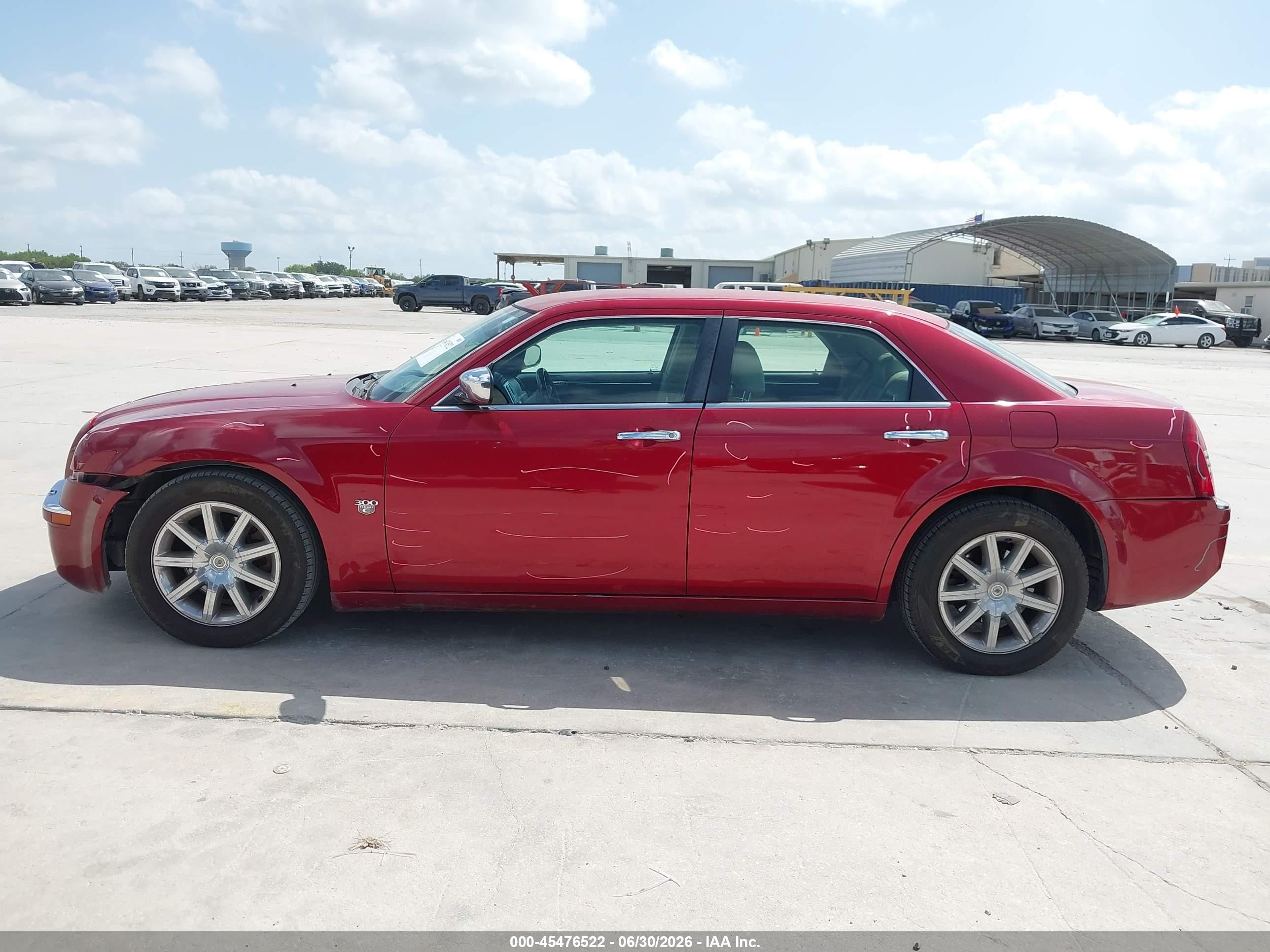 2007 Chrysler 300c   Red vin: 2C3KA63H77H758485