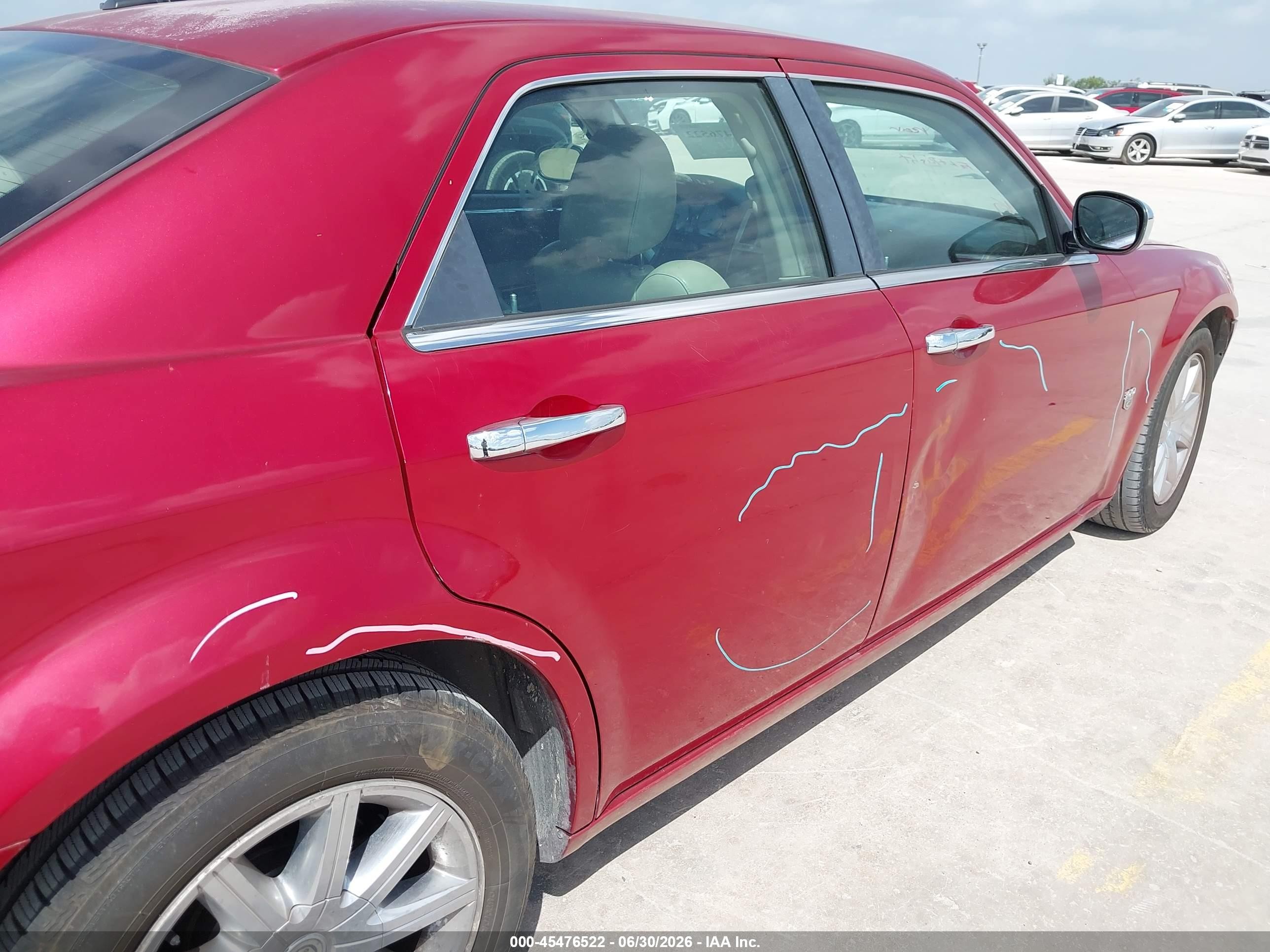 2007 Chrysler 300c   Red vin: 2C3KA63H77H758485
