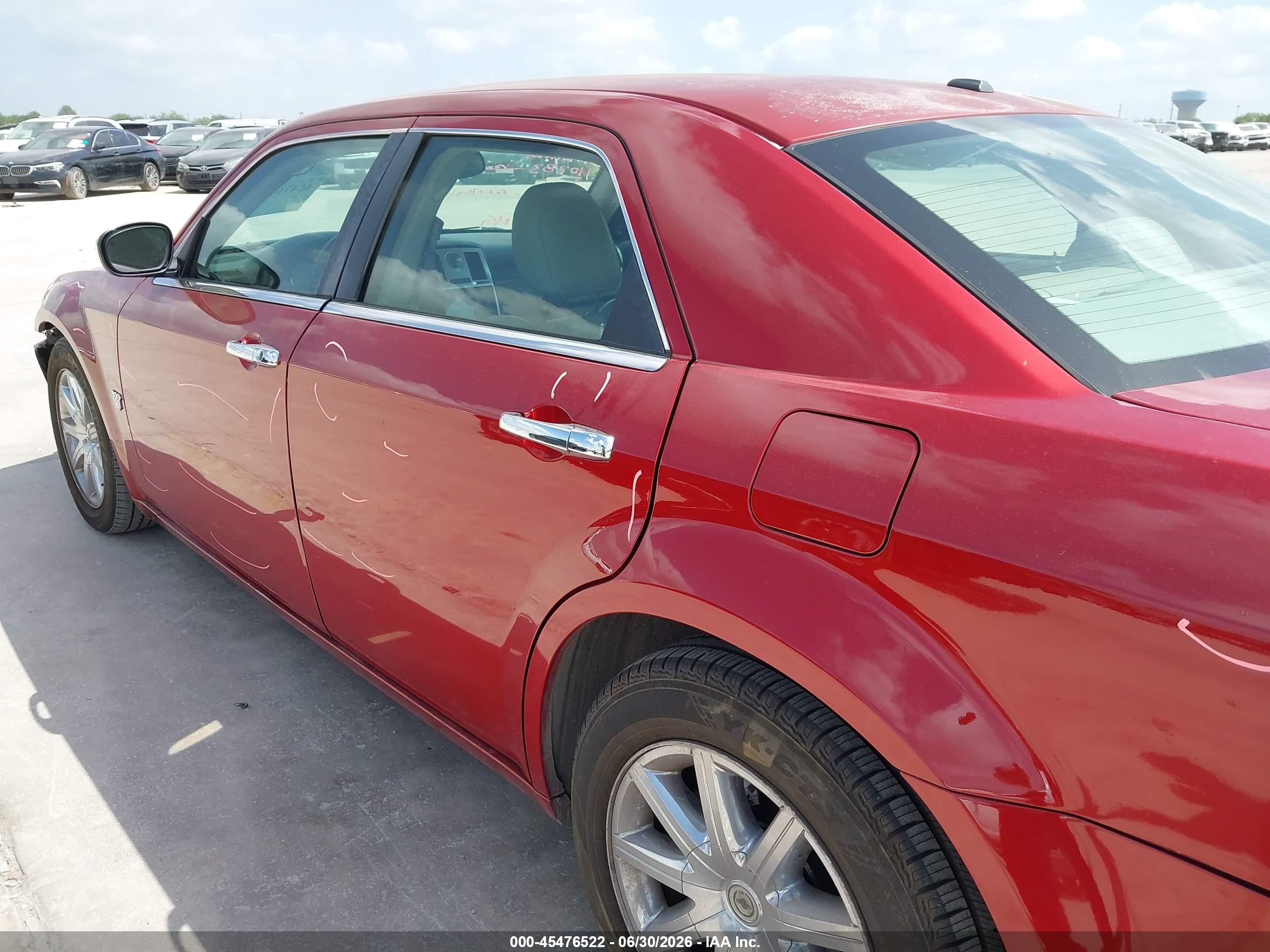 2007 Chrysler 300c   Red vin: 2C3KA63H77H758485