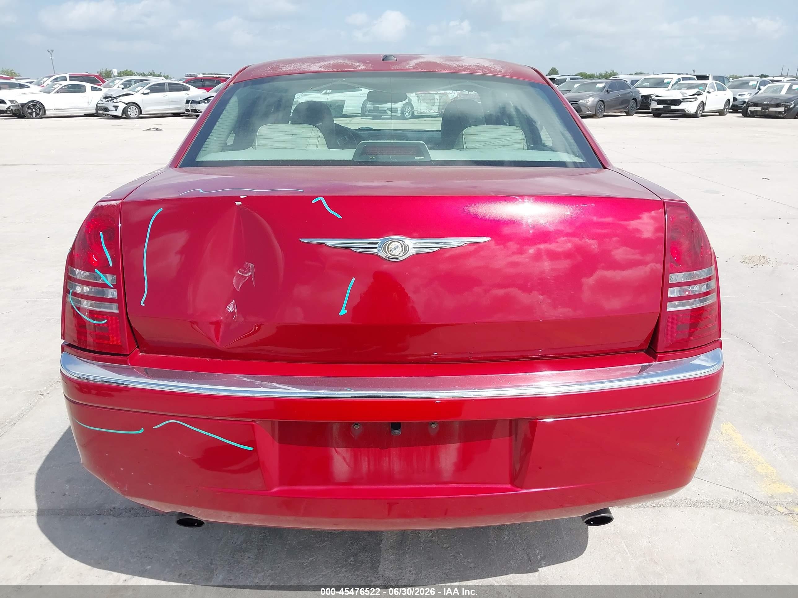 2007 Chrysler 300c   Red vin: 2C3KA63H77H758485