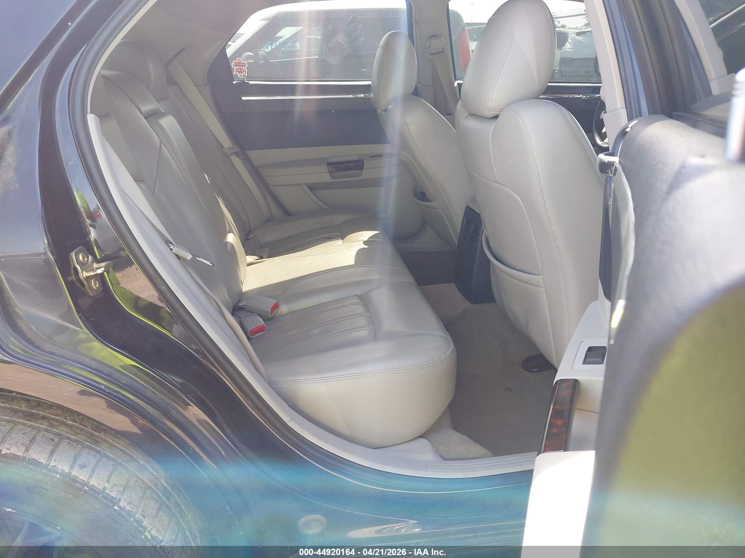 2007 Chrysler 300c   Черный vin: 2C3KA63H87H659142