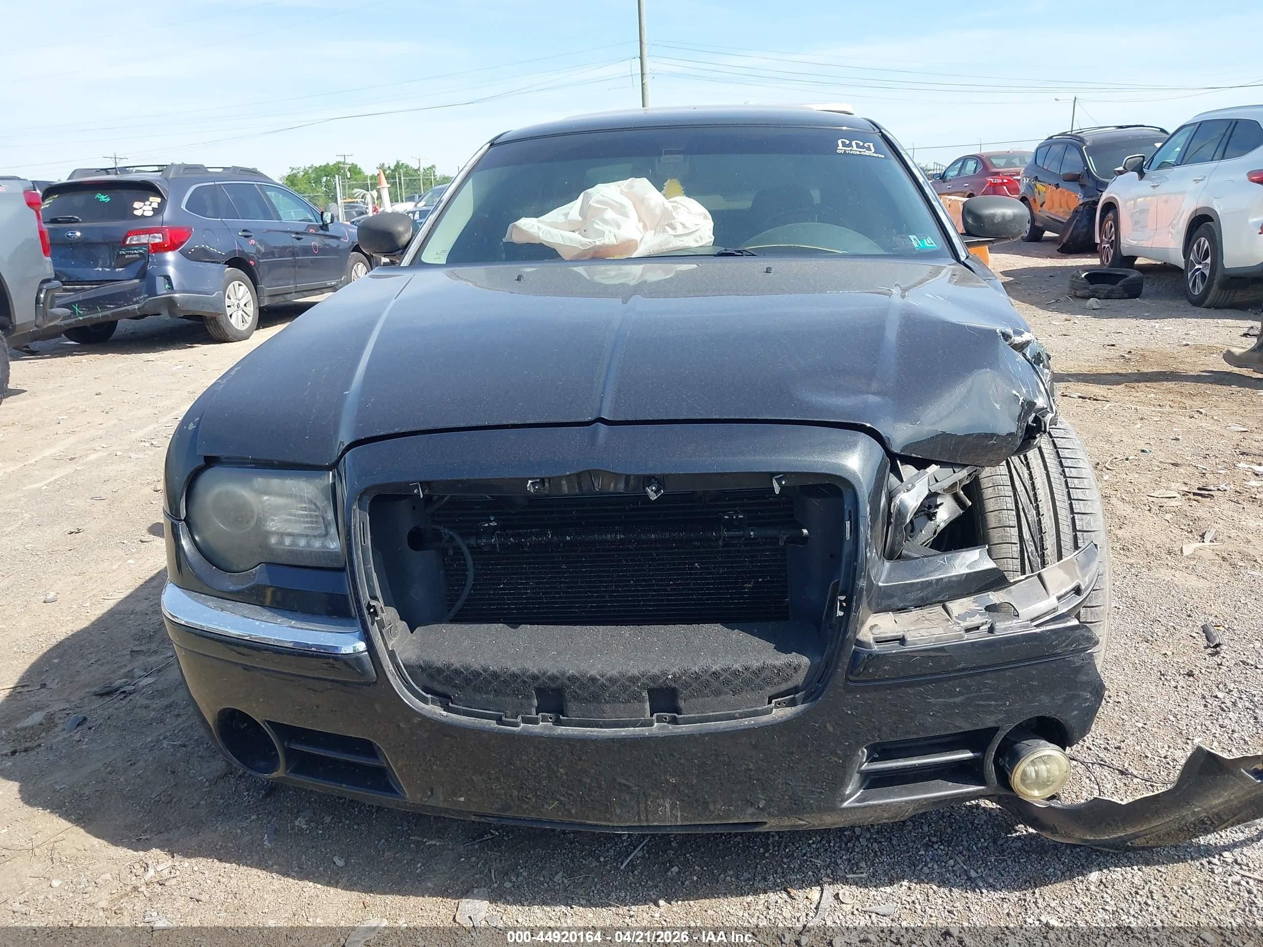 2007 Chrysler 300c   Черный vin: 2C3KA63H87H659142