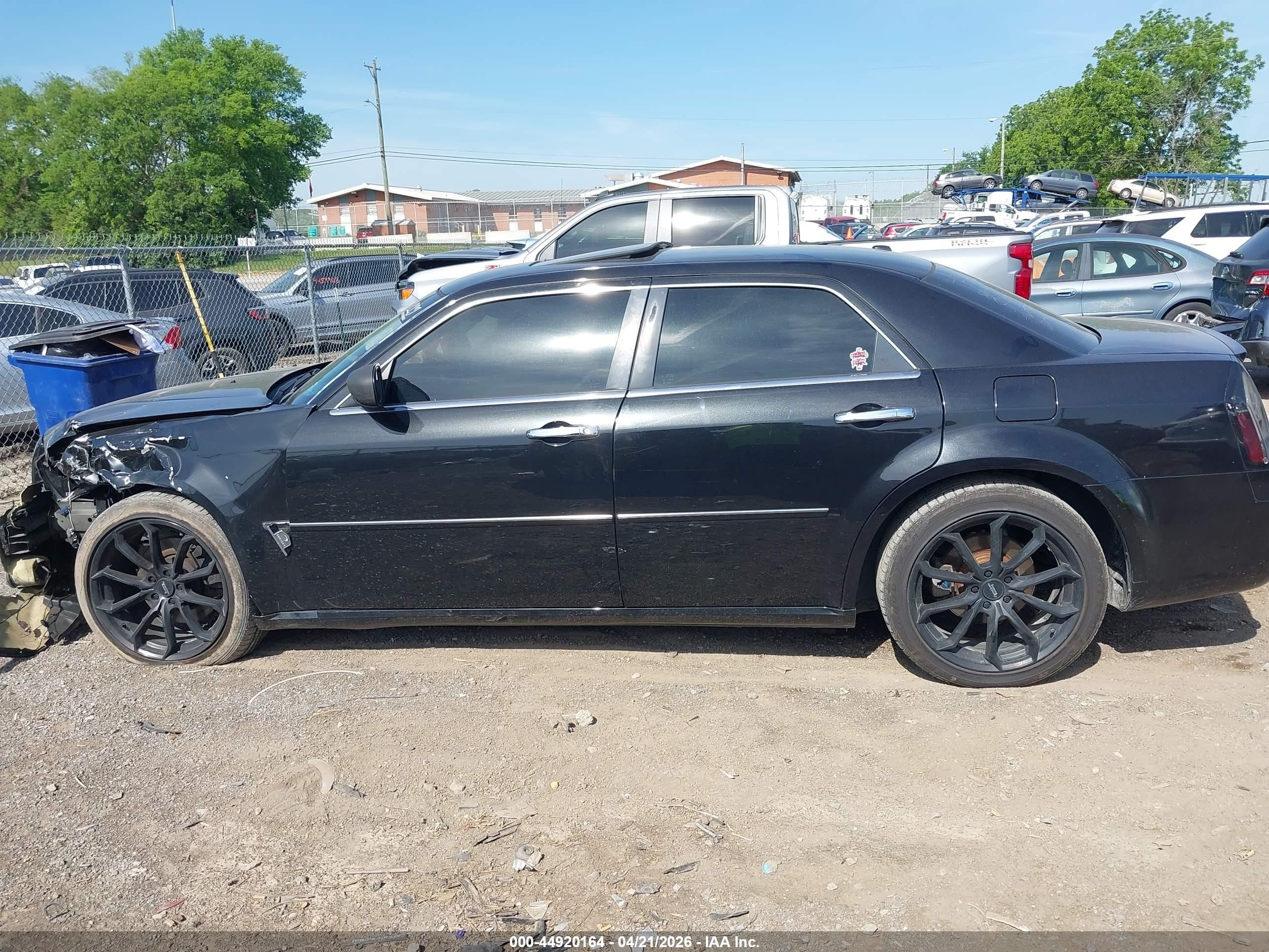 2007 Chrysler 300c   Черный vin: 2C3KA63H87H659142