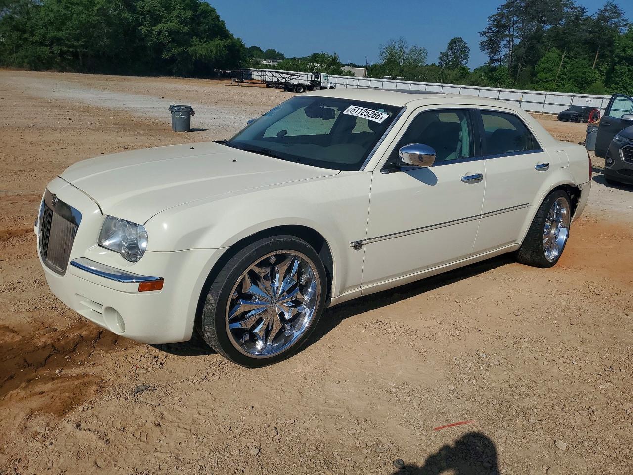 2007 Chrysler 300c White vin: 2C3KA63H87H669640
