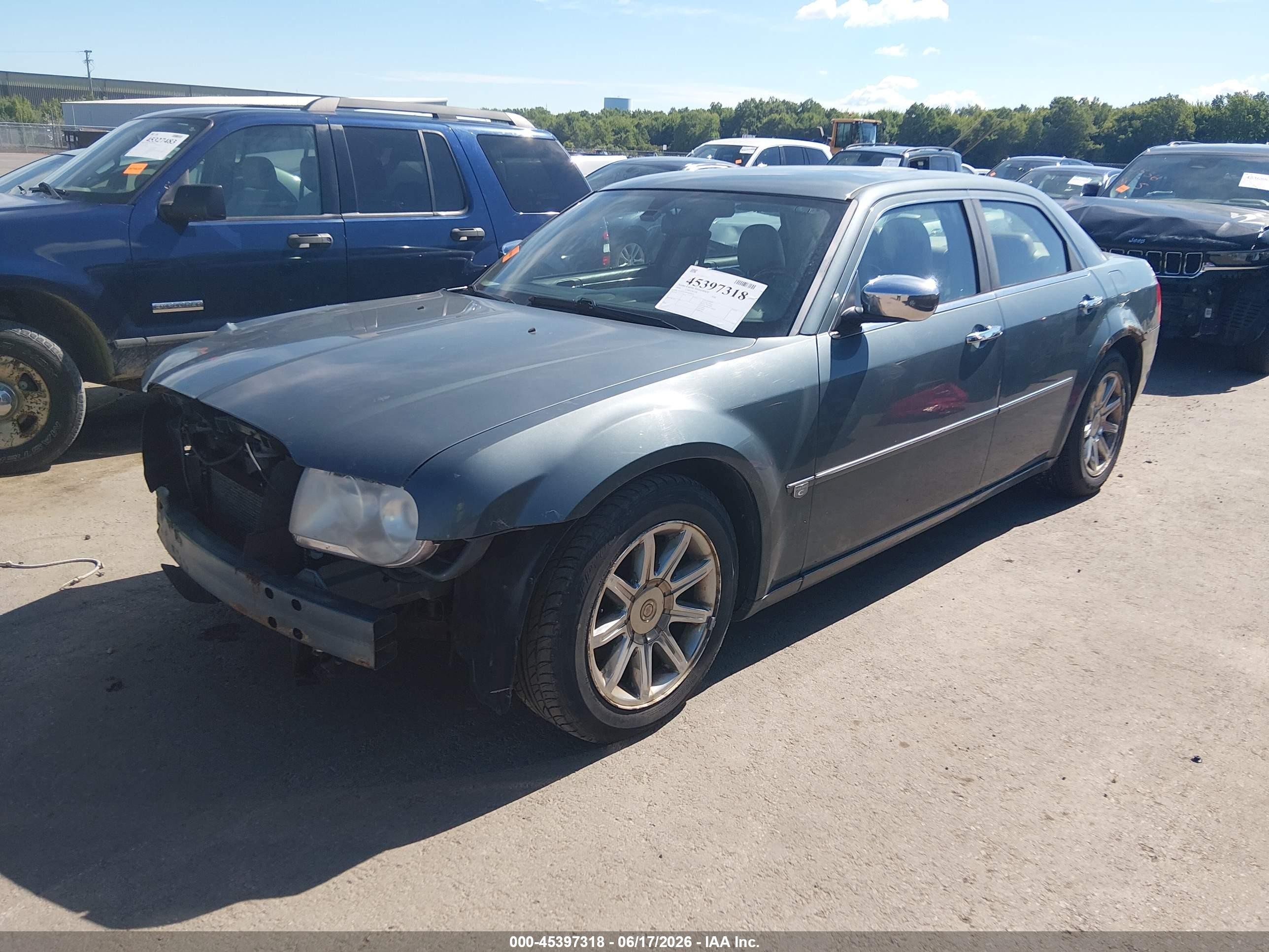 2006 Chrysler 300c   Синий vin: 2C3KA63H96H220076