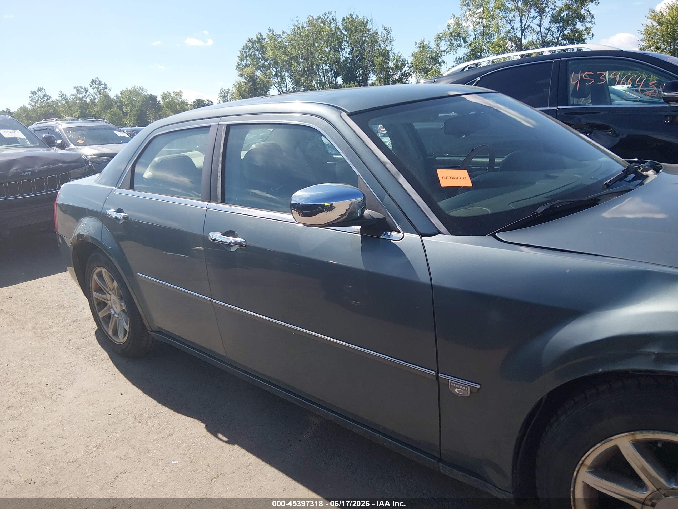 2006 Chrysler 300c   Синий vin: 2C3KA63H96H220076