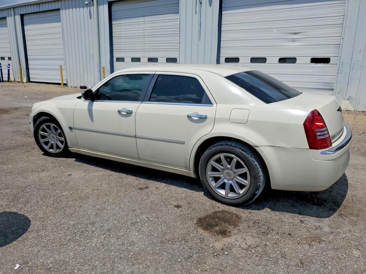 2006 Chrysler 300c Белый vin: 2C3KA63H96H486861