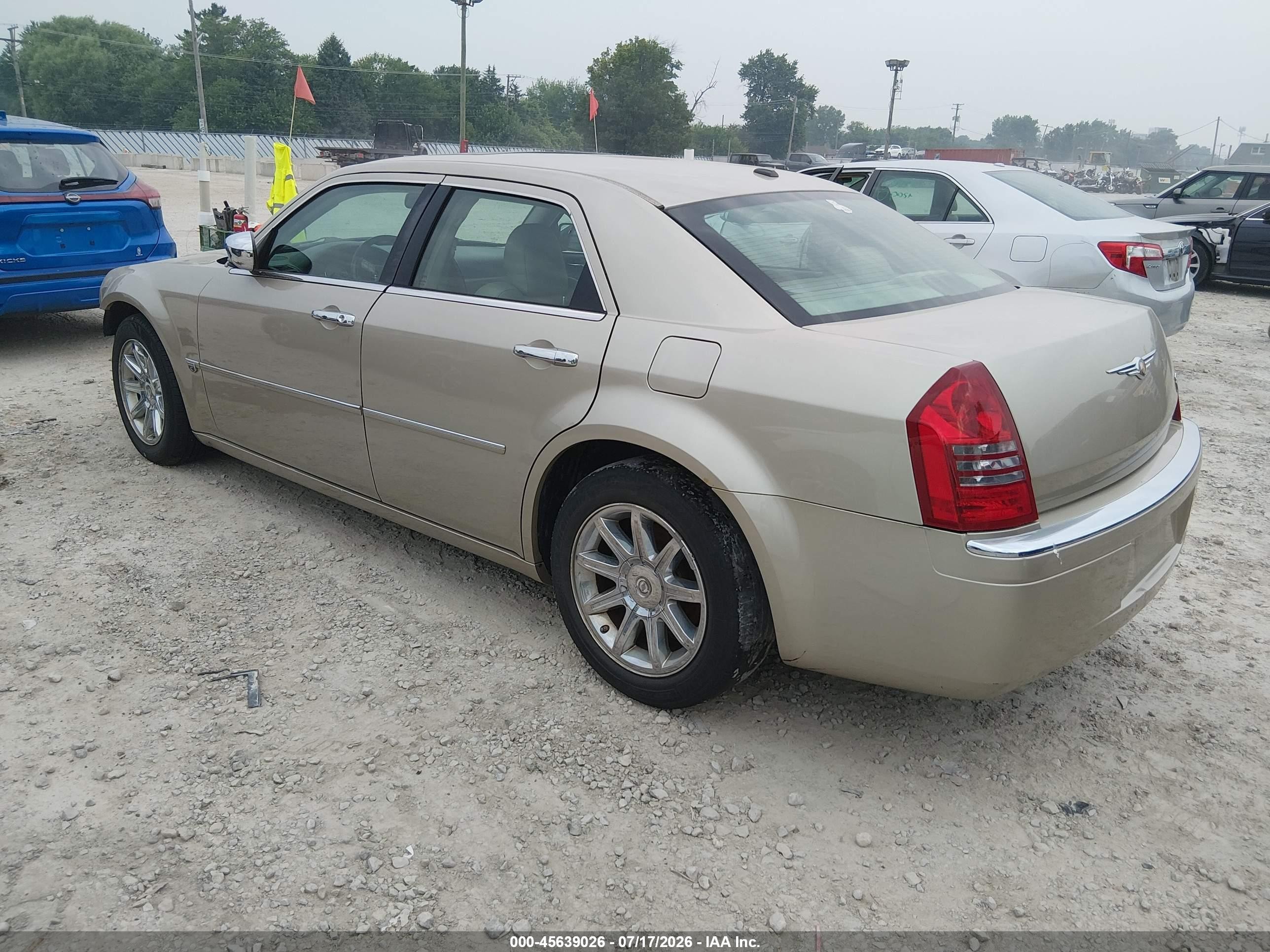 2006 Chrysler 300c   Золотой vin: 2C3KA63H96H537694
