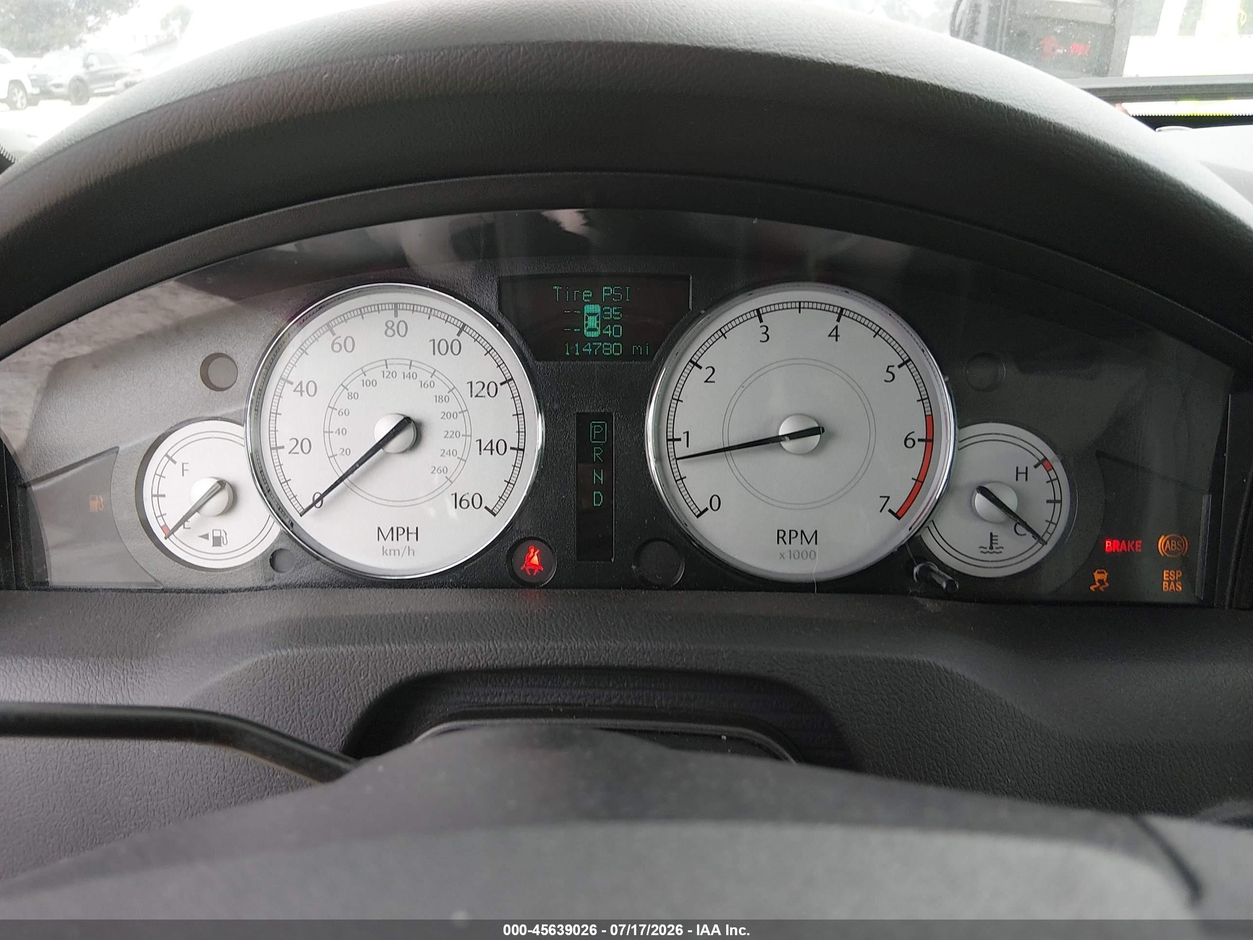 2006 Chrysler 300c   Золотой vin: 2C3KA63H96H537694