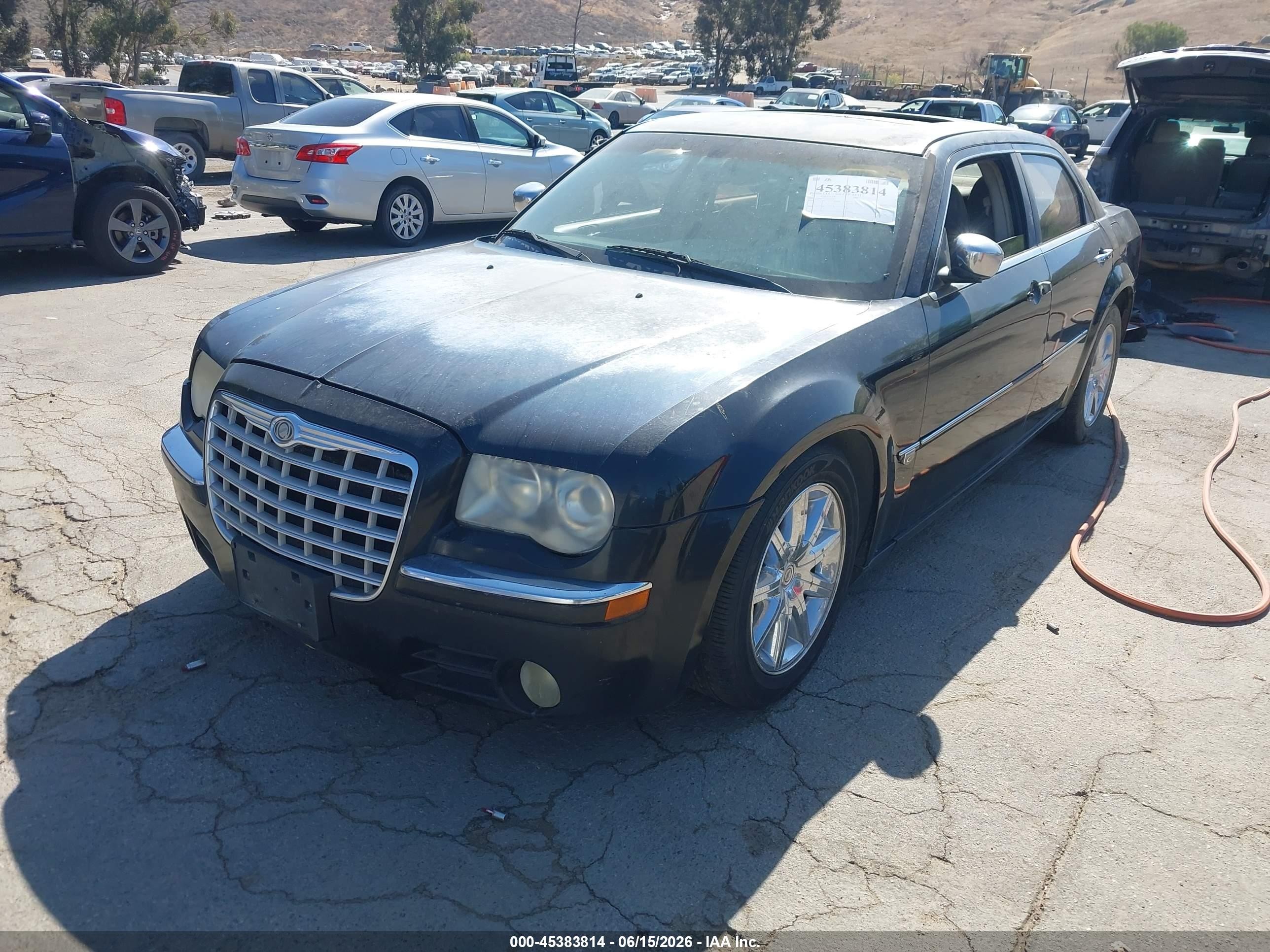 2007 Chrysler 300c   Black vin: 2C3KA63HX7H633707